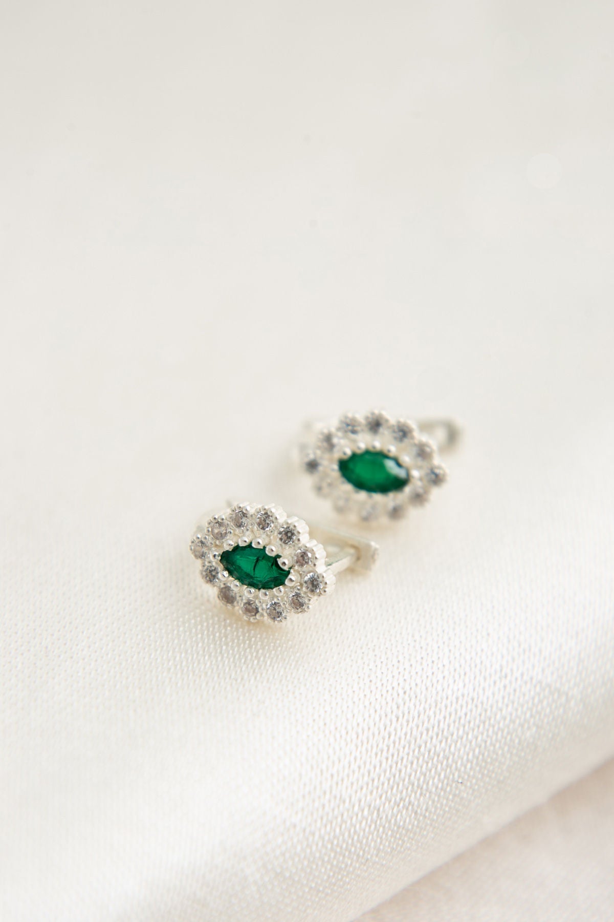 37945376b599bdb310fe2a921003a28b