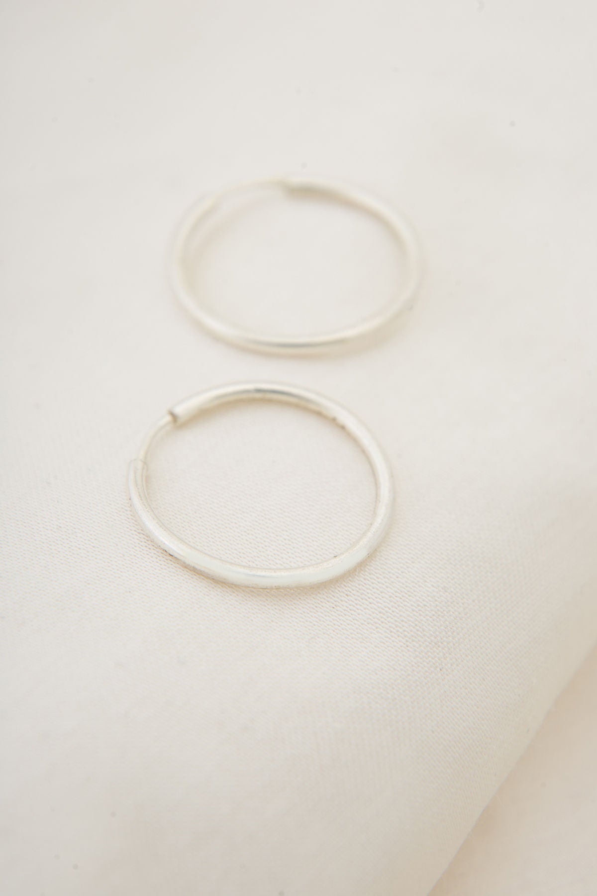 65b8394cbeafee9e8e6af93294ba1b3c