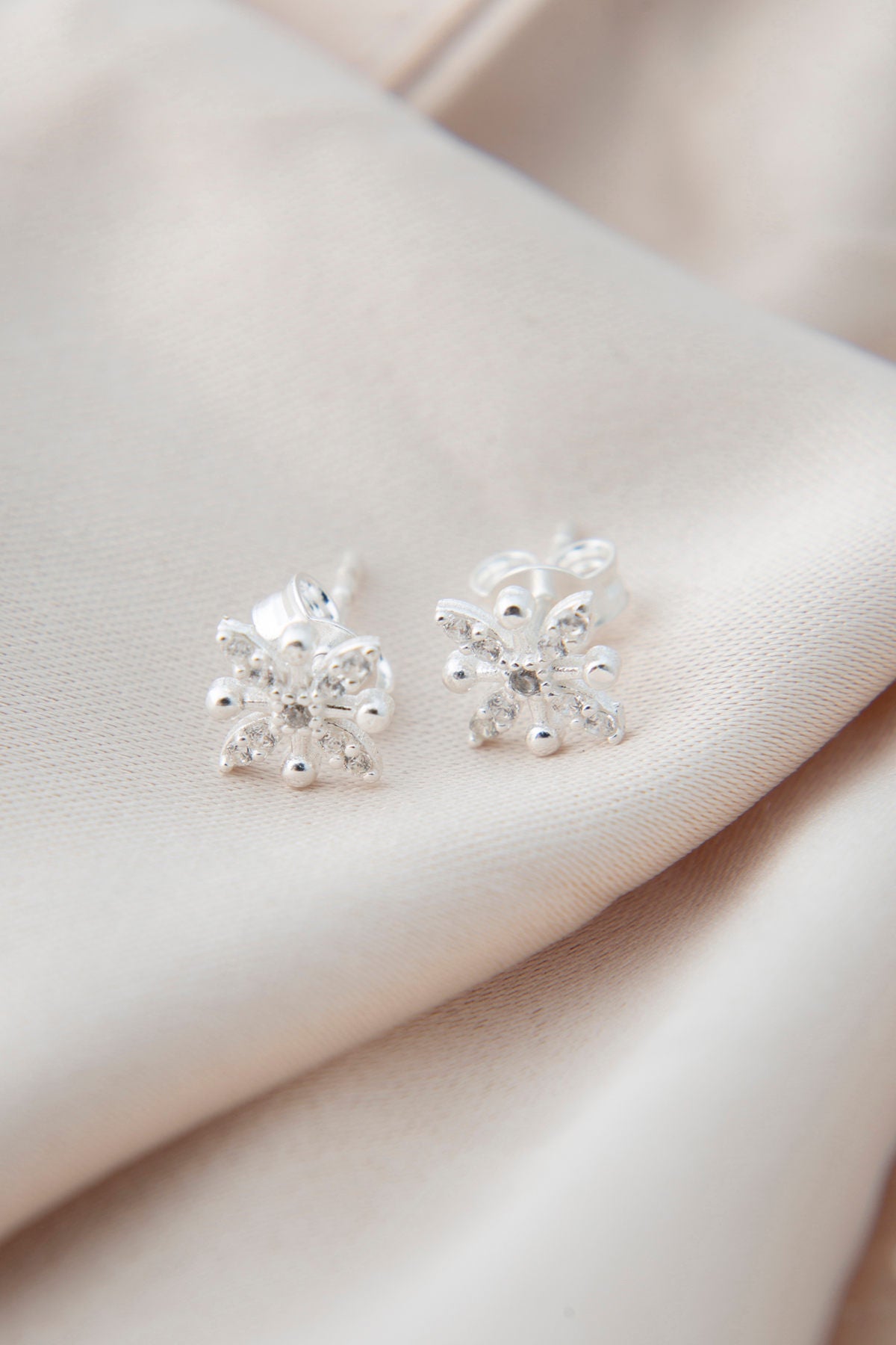 b79a429e490fdb3fb71e86431ef4dbbf