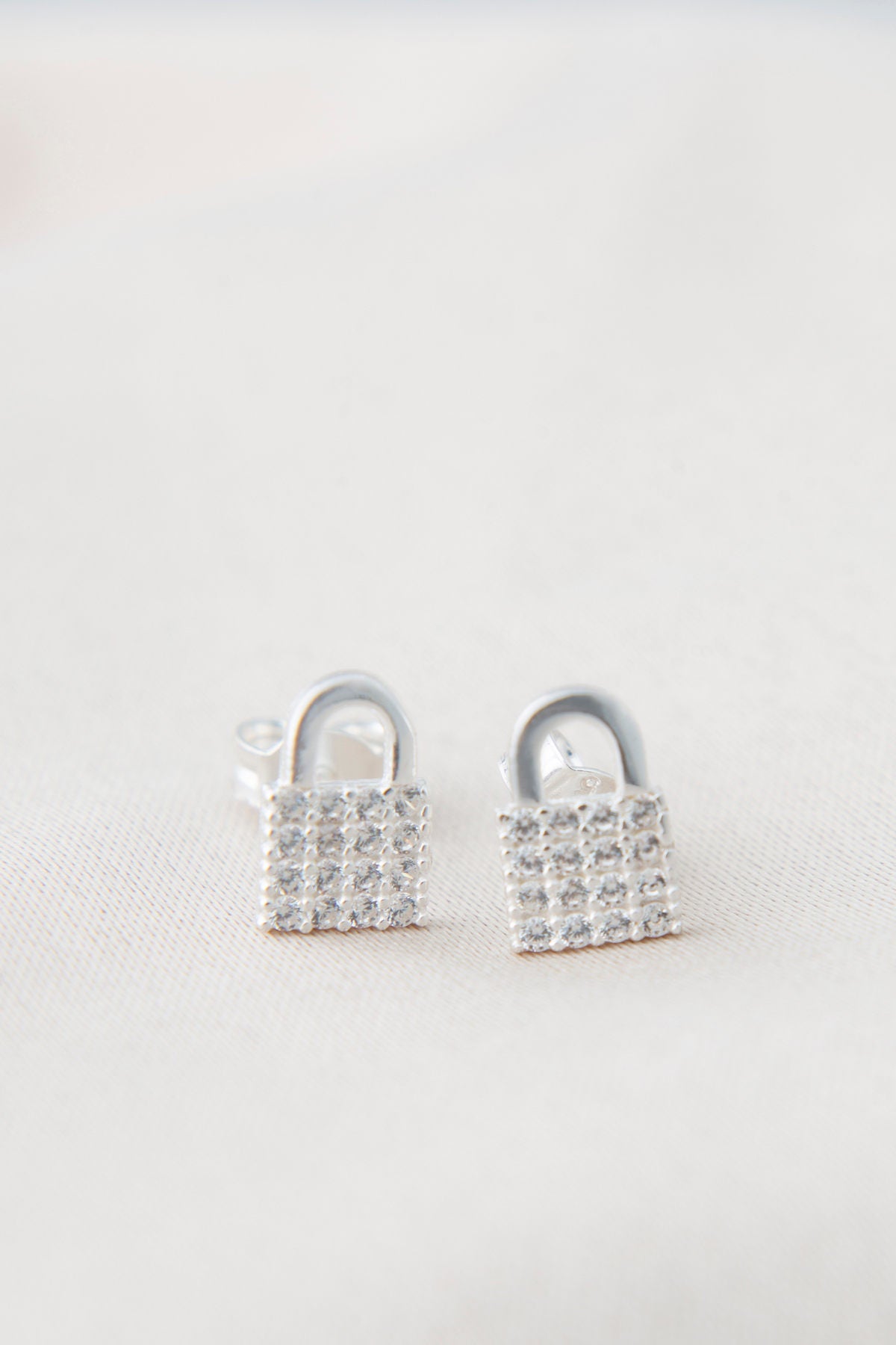 0fd3395e4415c4006dc51628f5274a69