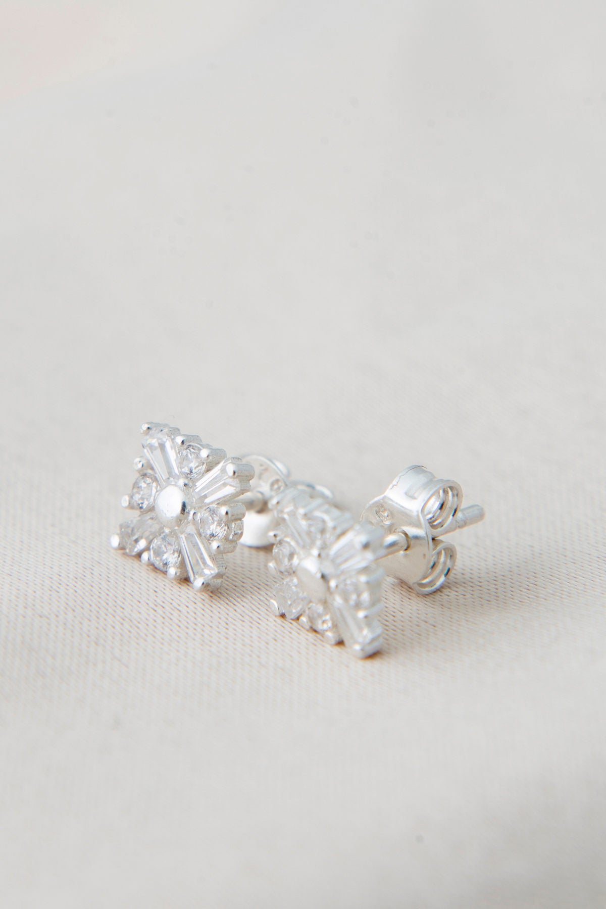 aaf4bad85fb803aa68349d311f3c7074