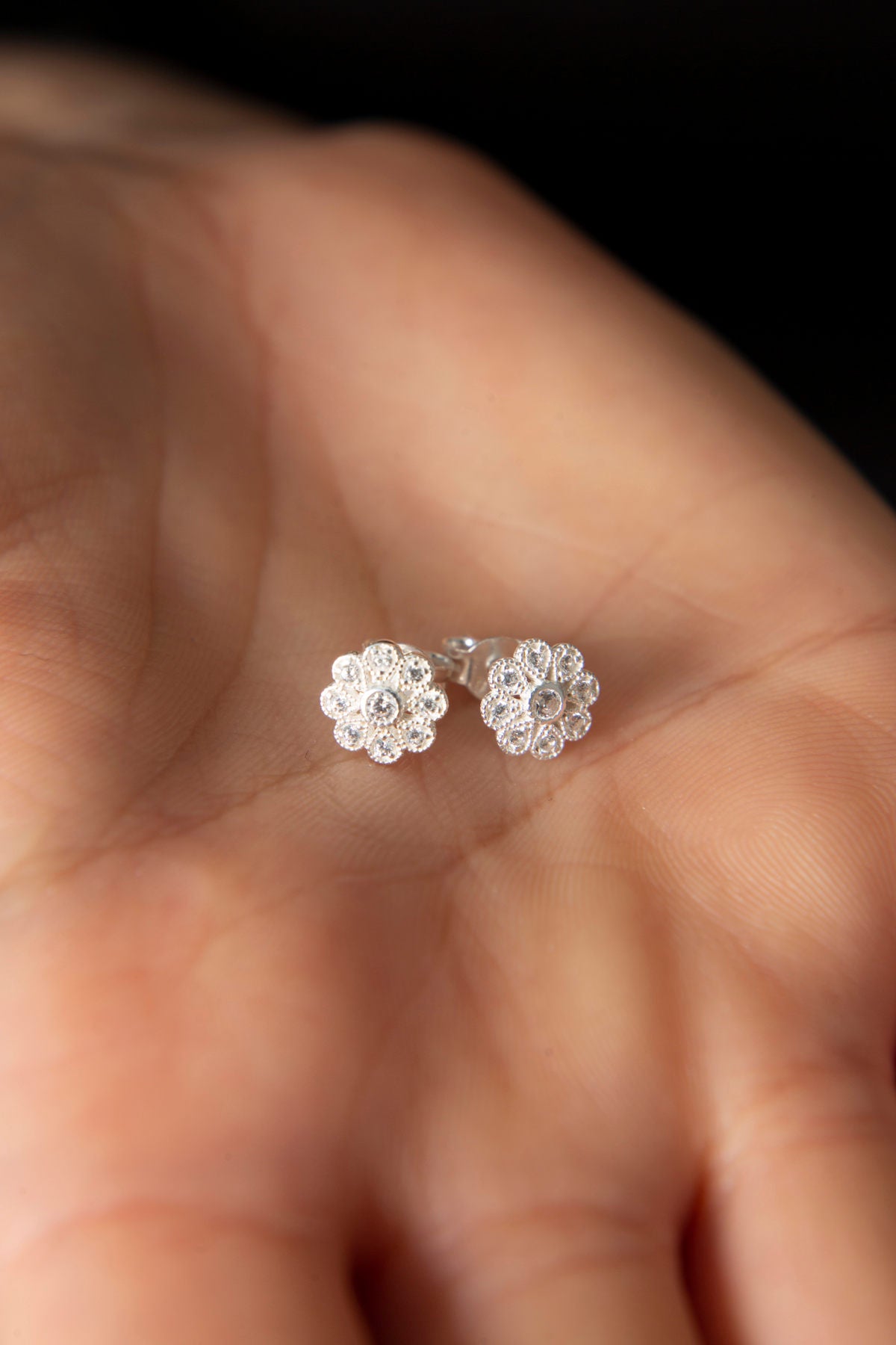 c941c7a516758203a12043a32362d981