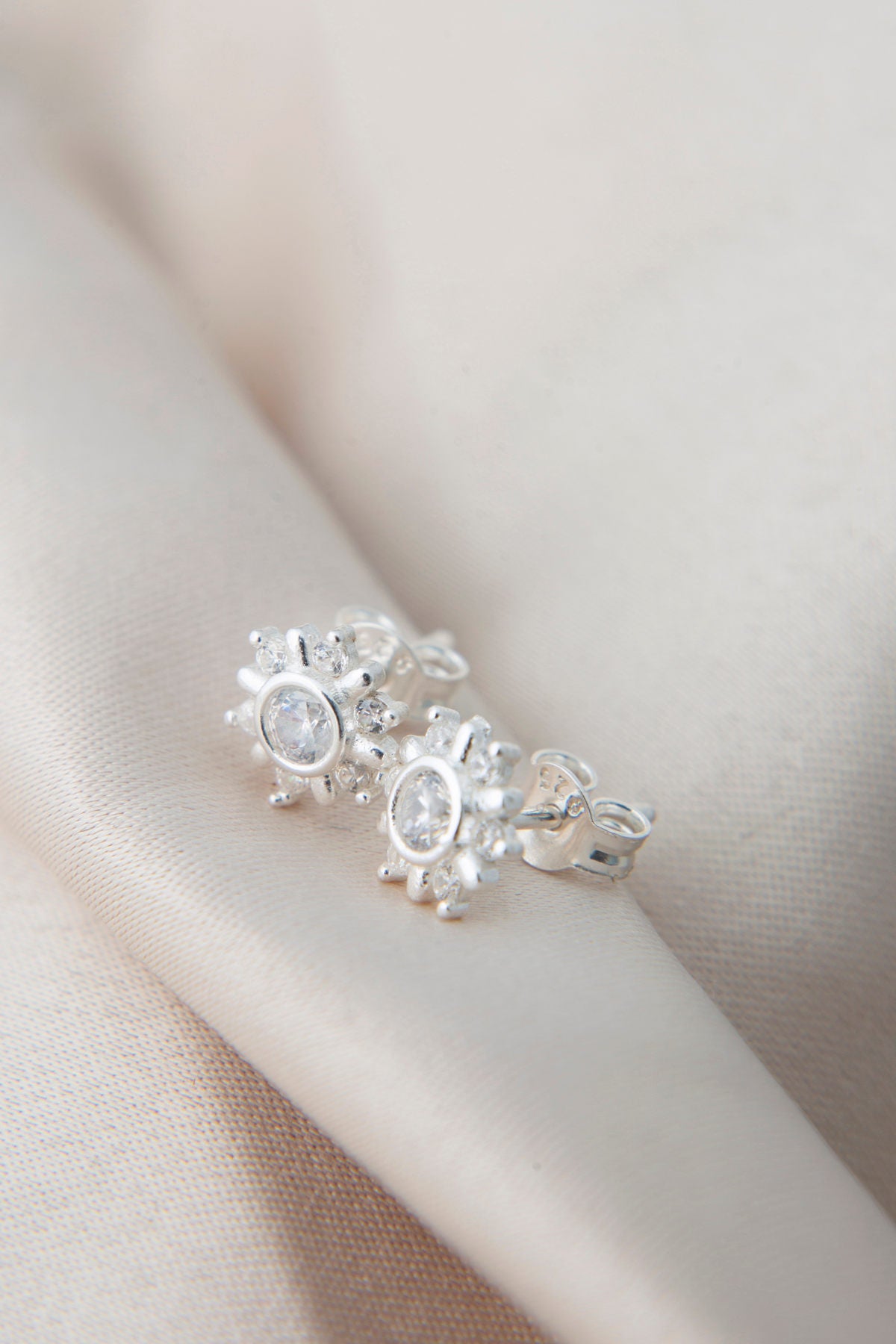 aef8804e25ac85ed58a6f6d7f6515141