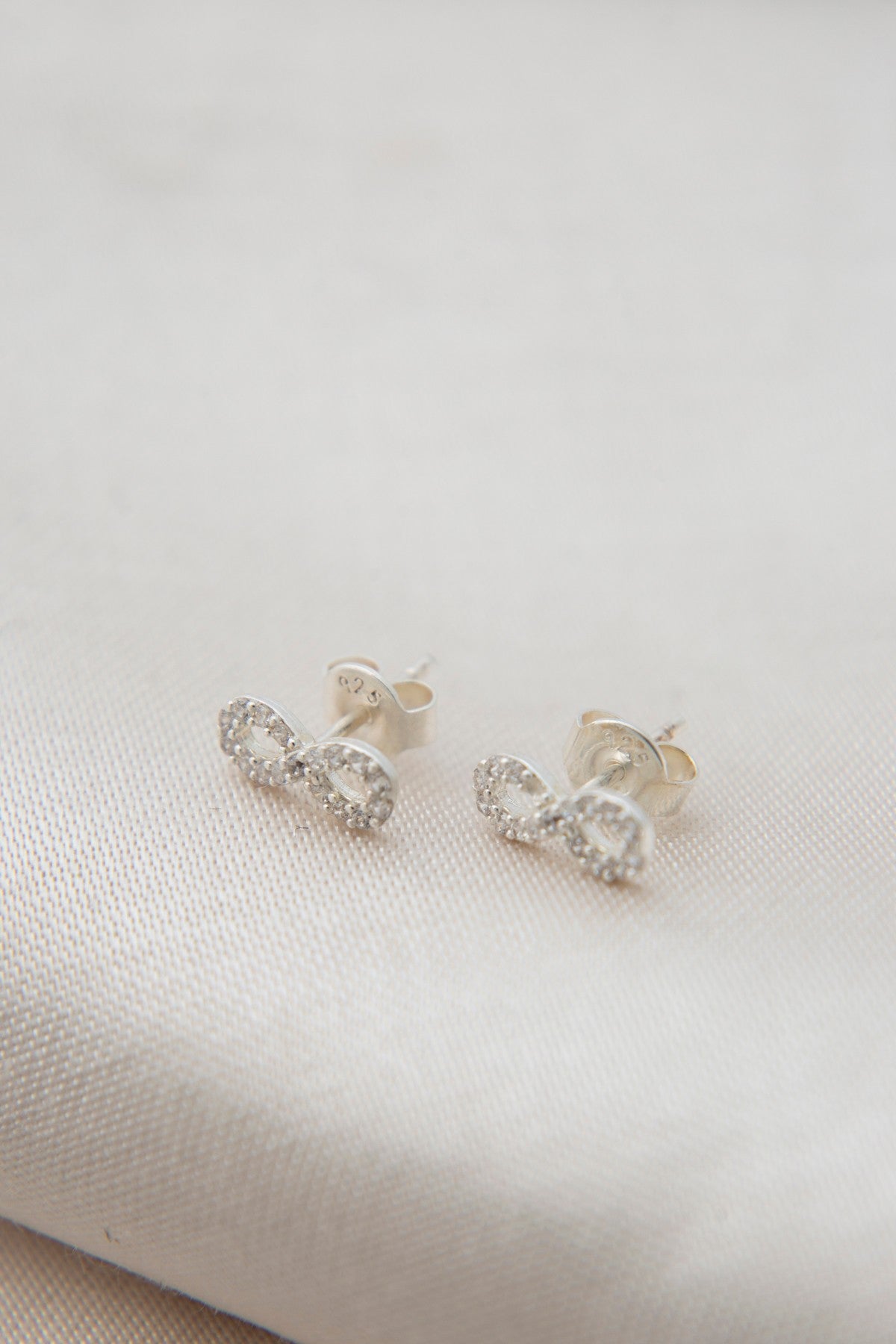 3fba9e30d947e8cc5eee0ec657bb1613