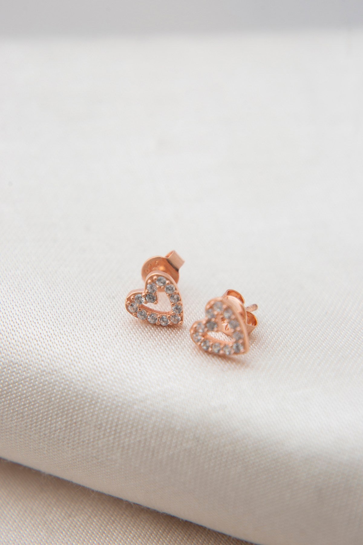 1054bcc5f782c47c8ce13705abf43ee0