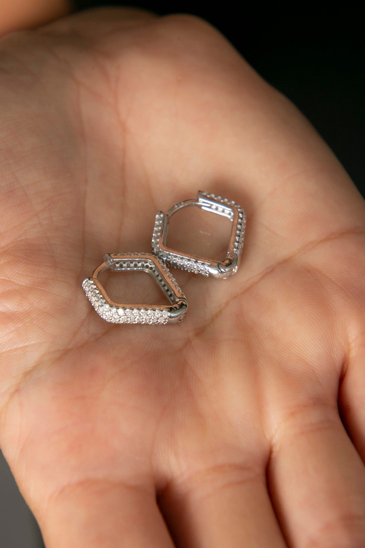 c01b4f5b0d02f2d0dd08df5374dd57a7