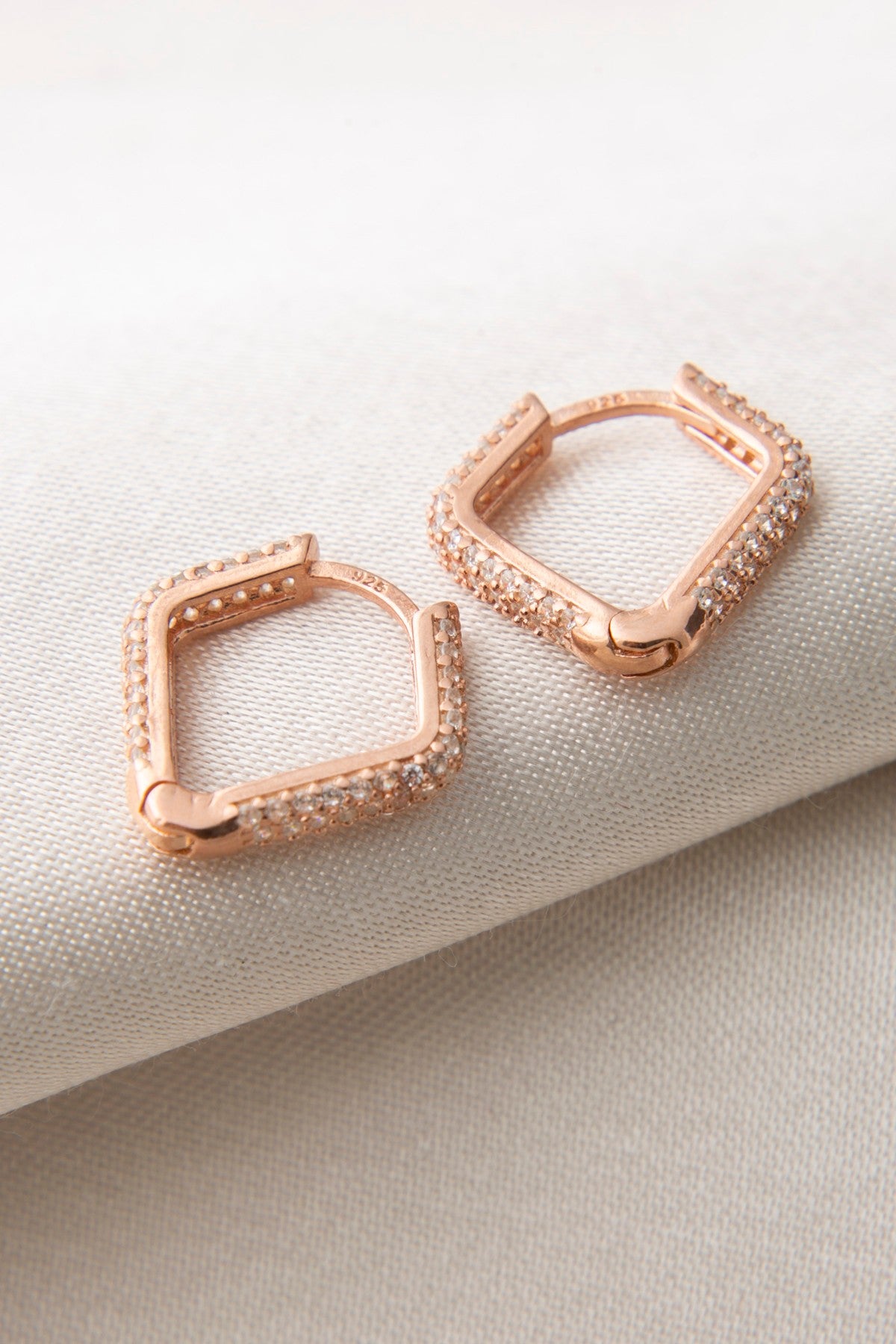 b1c0468a2744f0c078dce08faaa21326