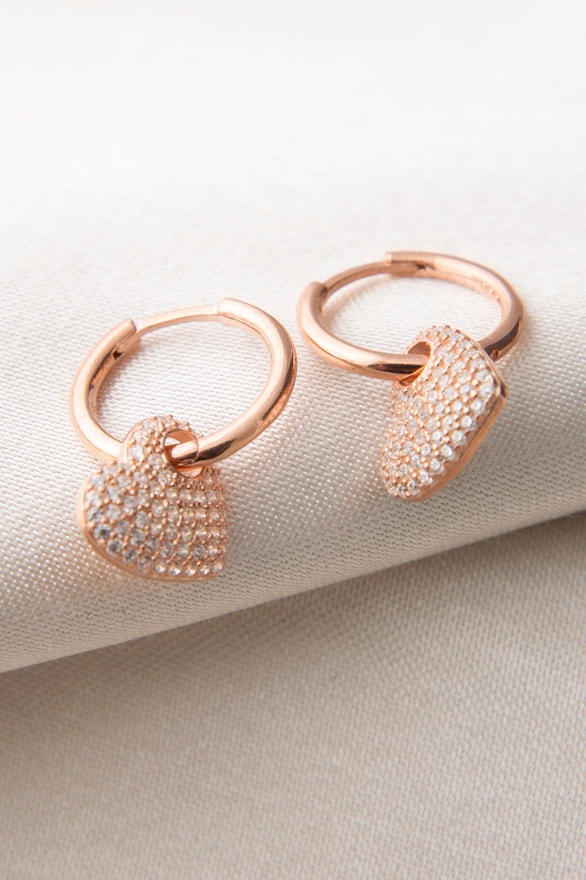 6d858f444018074c17219d7be4d1bee9