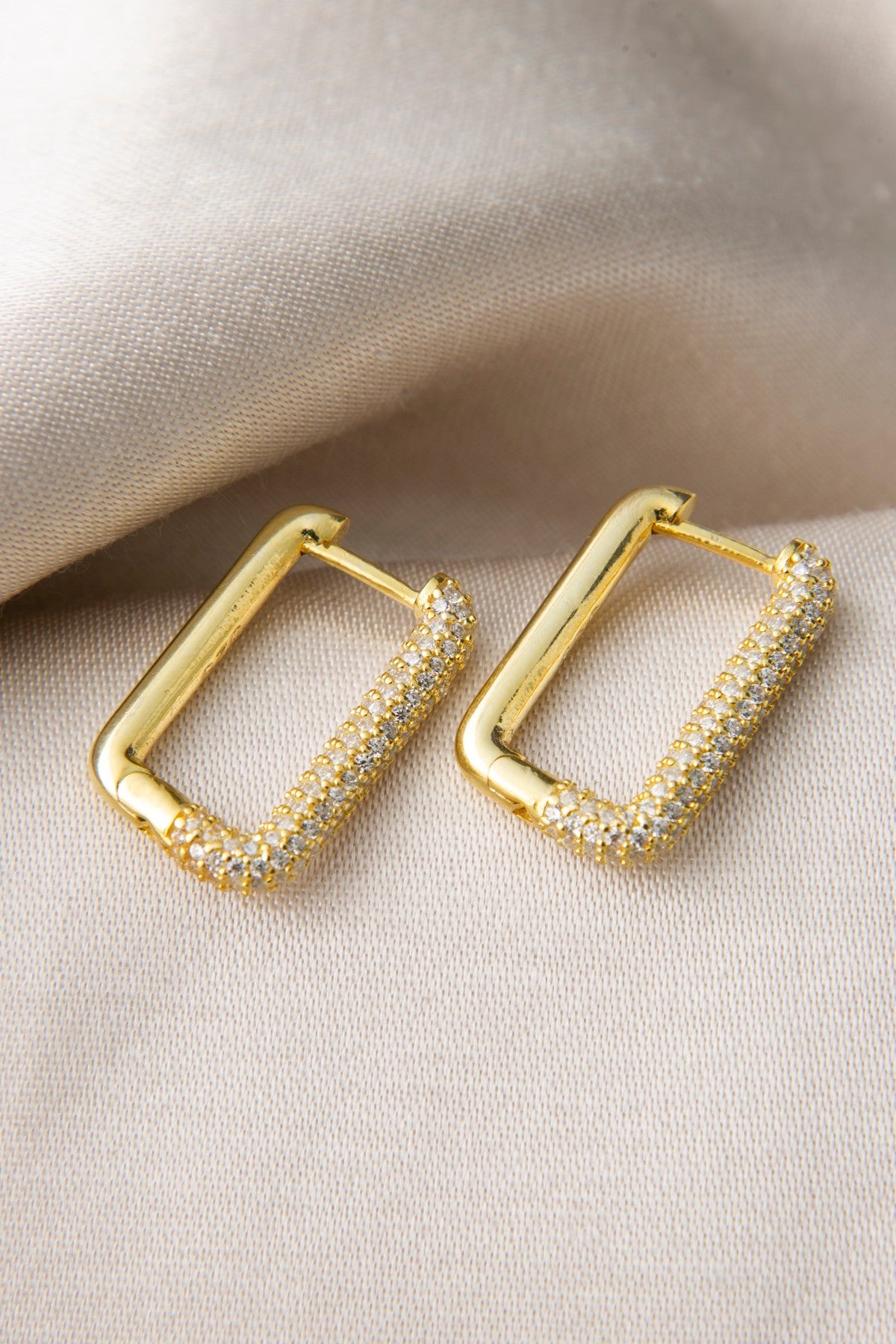 2f7987c5f24742befe004622bd4cc9ab