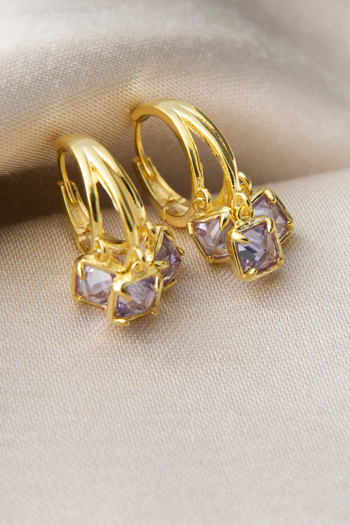 4abd17d865c67eba34282c2a9644aa00