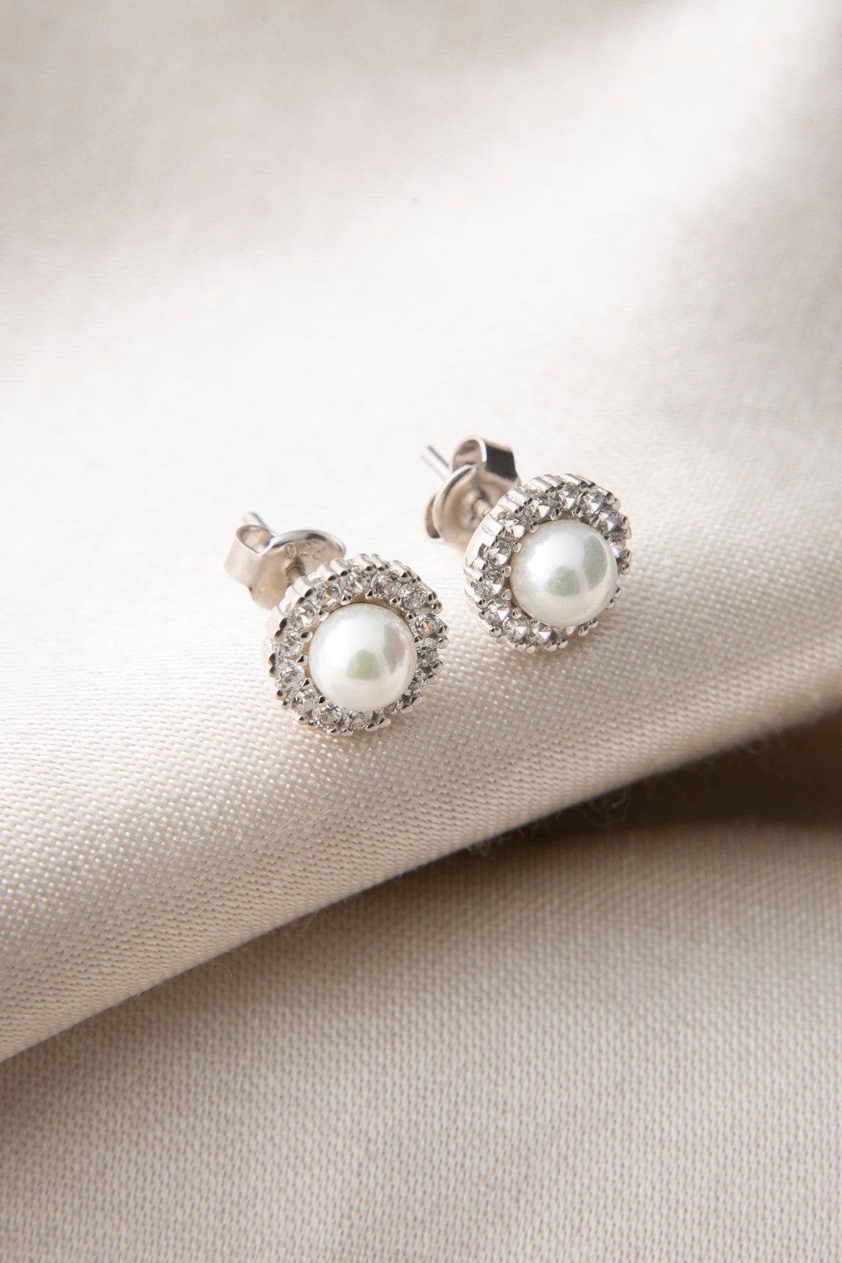 190dbf40a07cf567418a06d6af662ea4