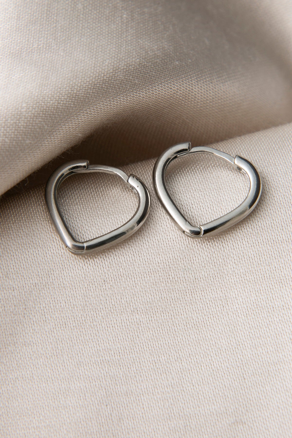 0432ecb6d4b1b45a42ec5a4b1fb428dd