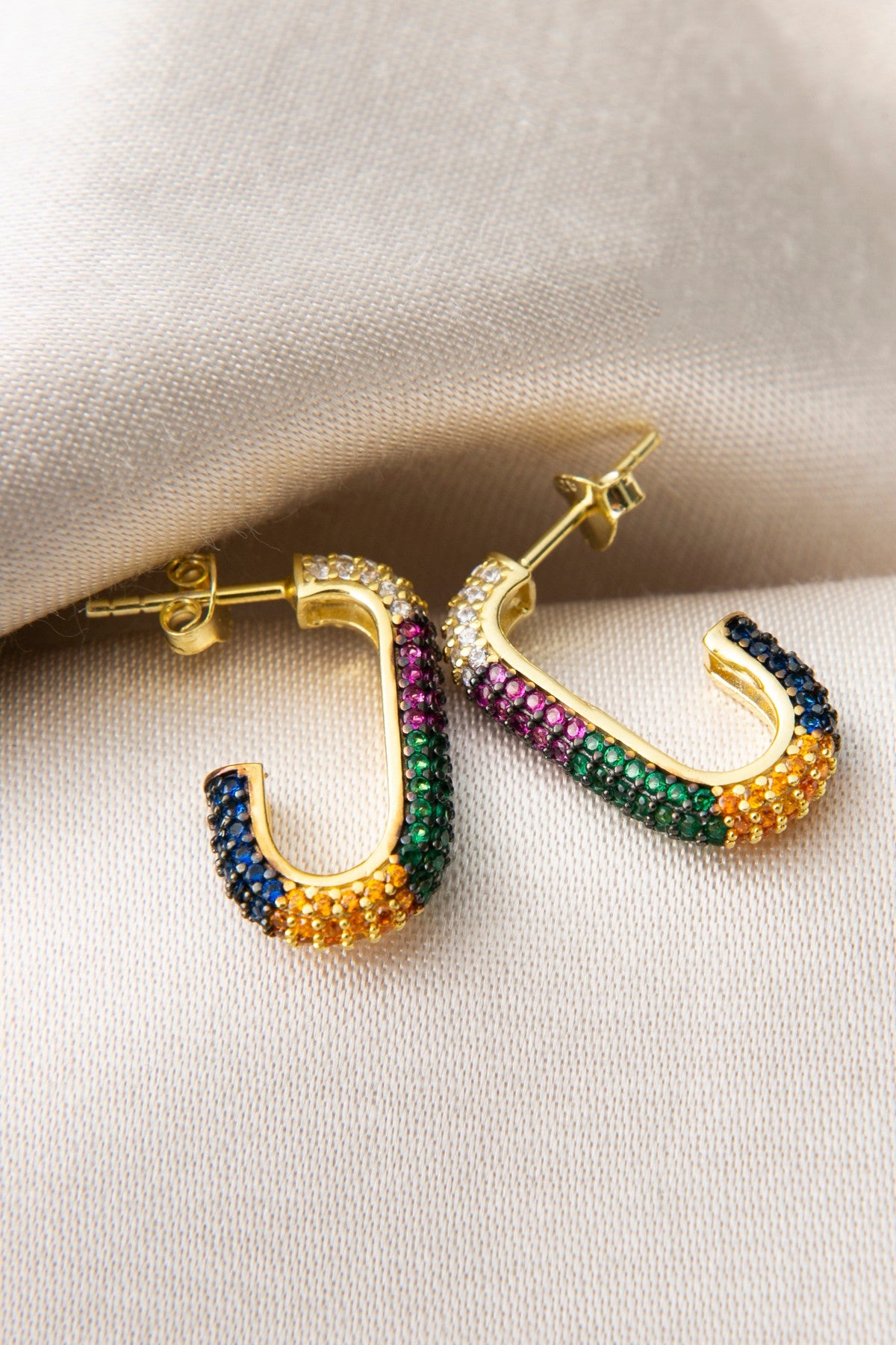 011d82ed1341376ee11d7606247f9cdb