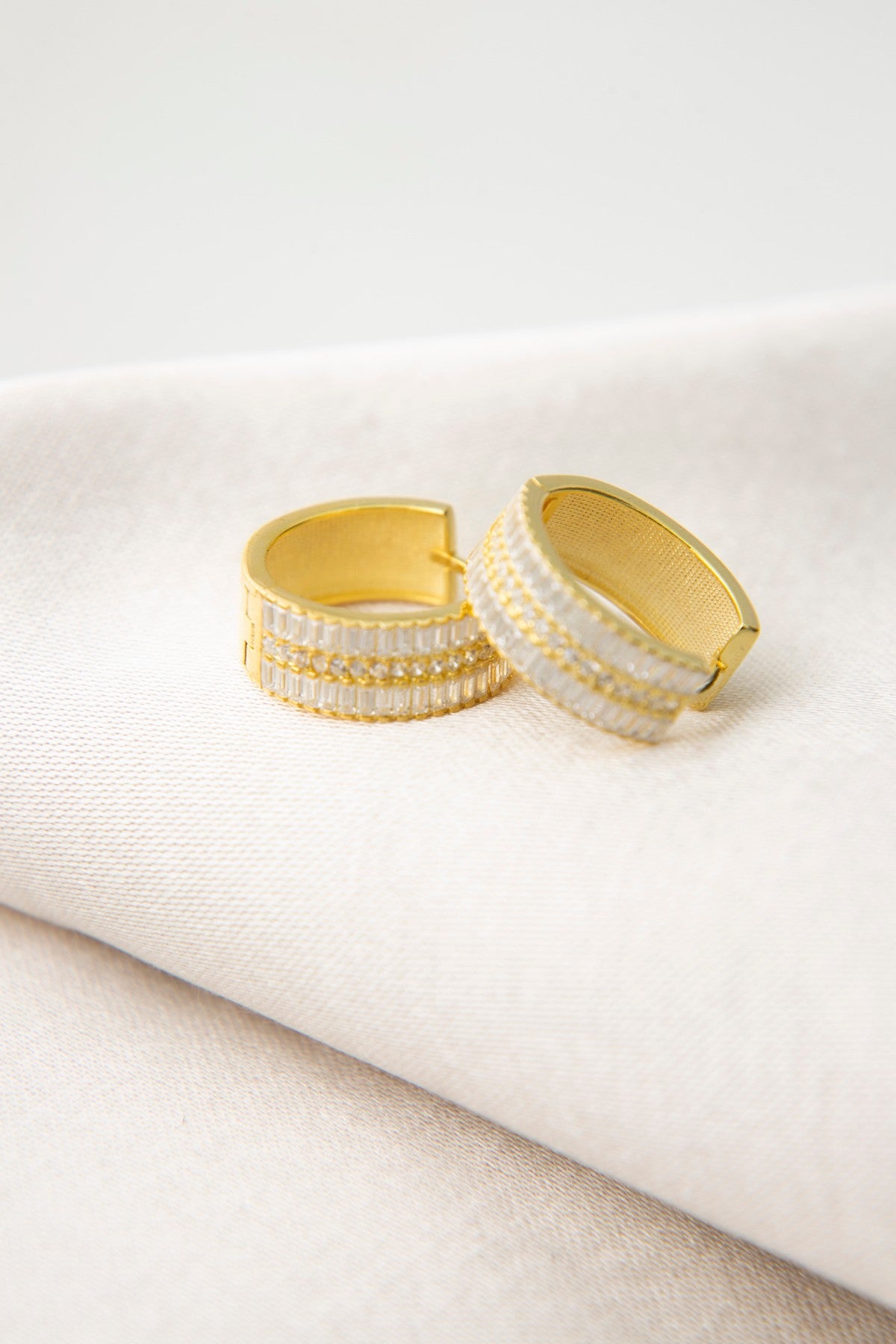 9f1a839e57141eabe46bb7613ffd90c2