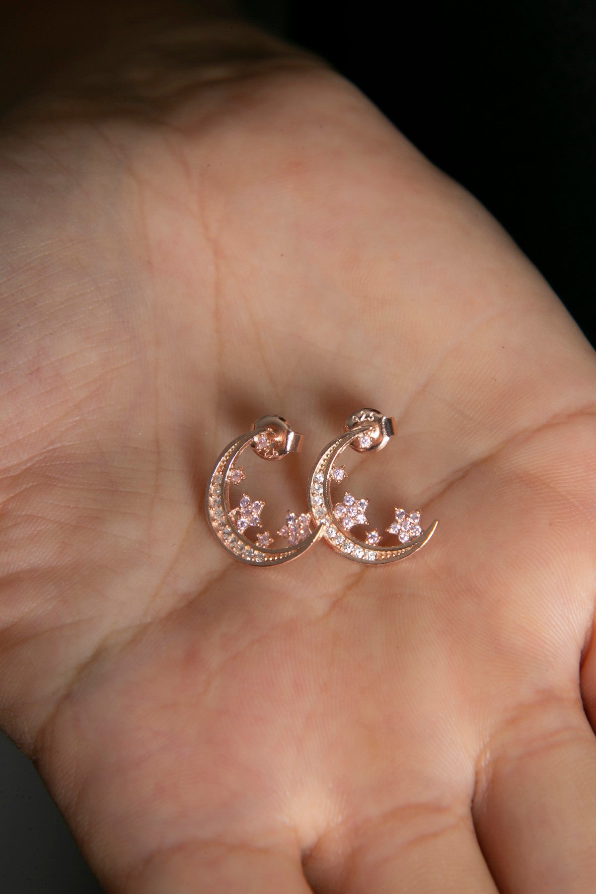 4abbe280586e209ed2a34e0bcf3f7399