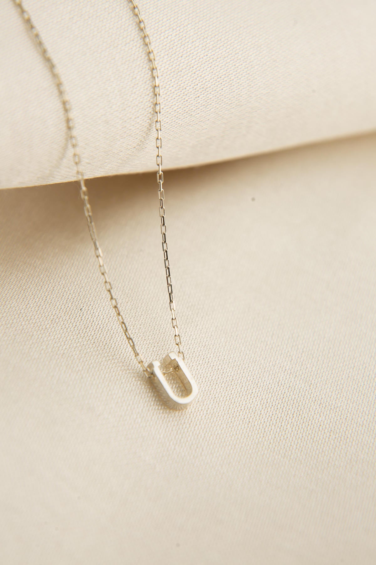 6a3f3282191861f4ae88b069556b3b5e