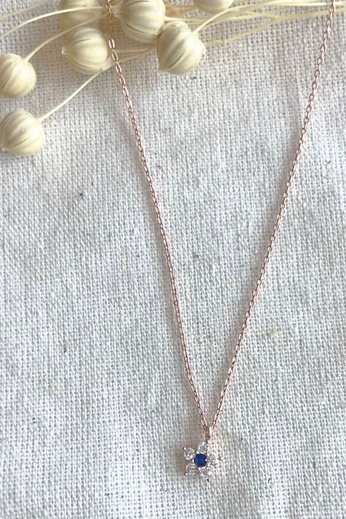 f5b21b46cda16c3f522328b2b243359d