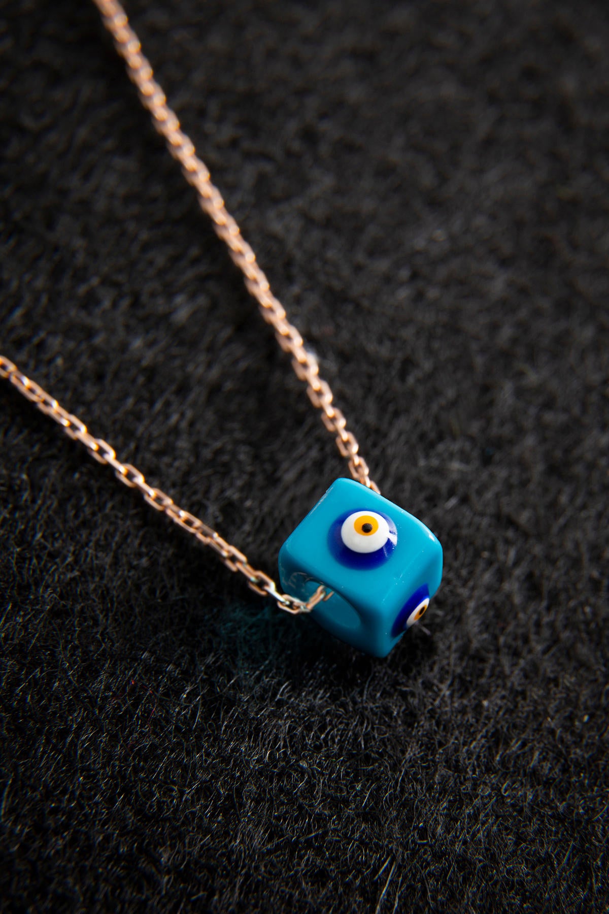 77c04055db750f013f42c612c98050f2