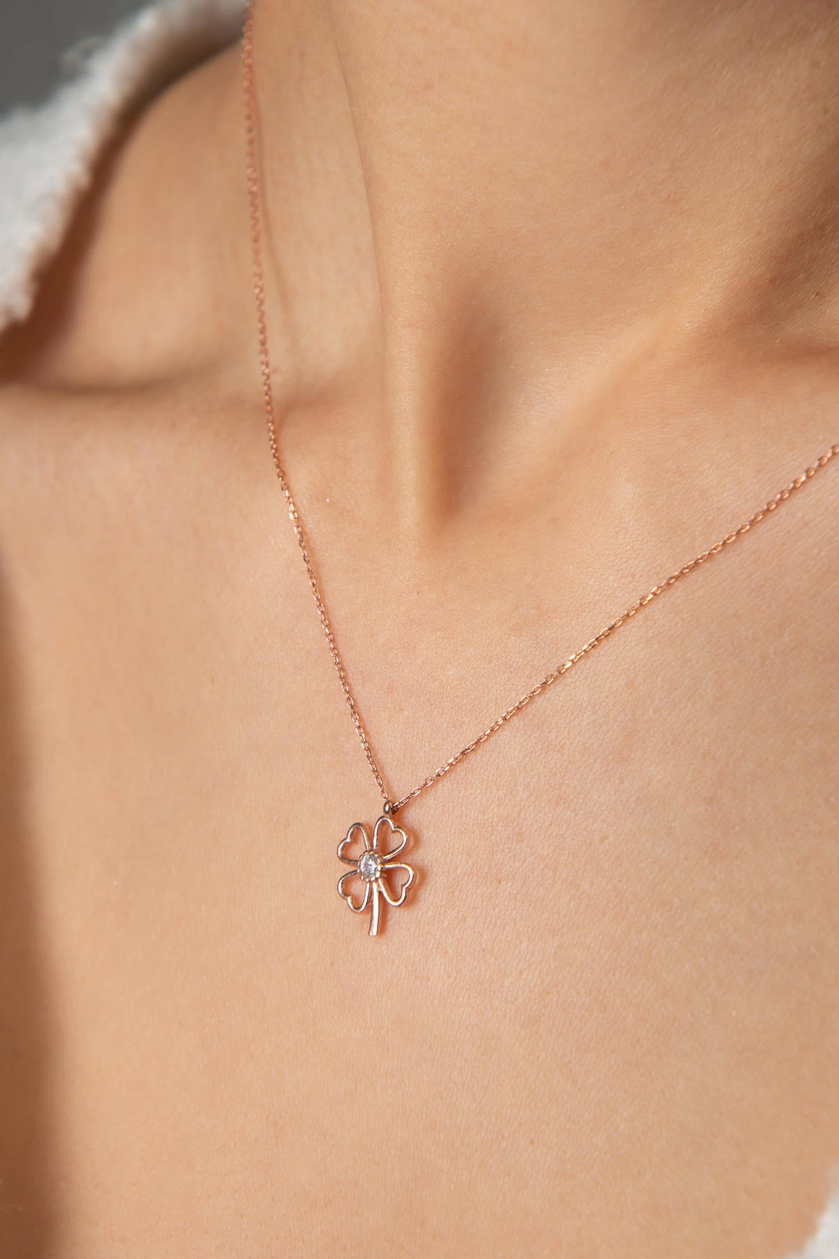 48fe59b5b2943147a68414295d259376