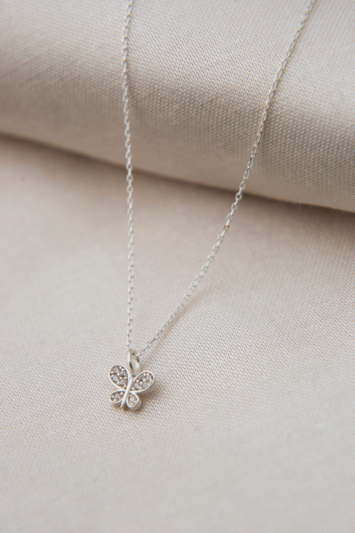 e8860221237edddeba7f5bef31486af4