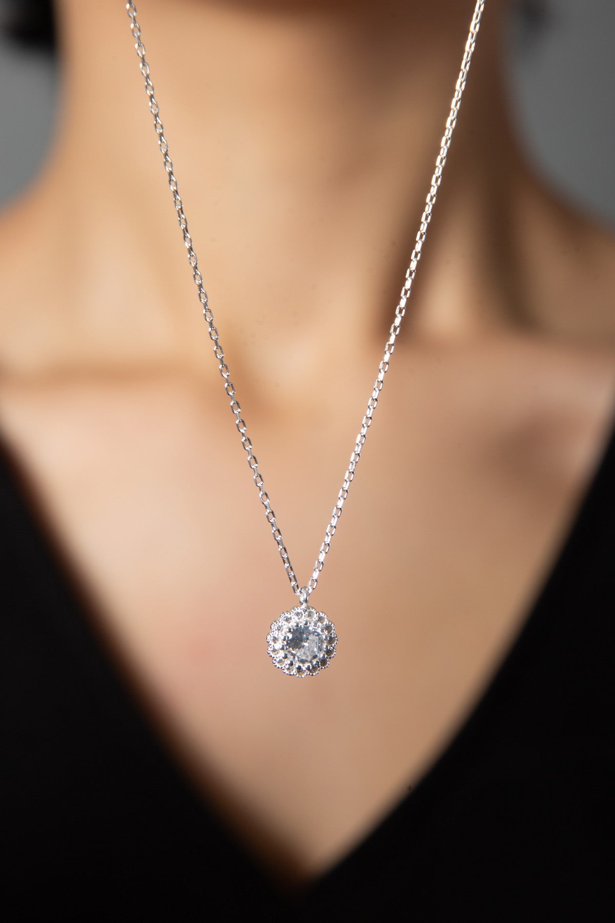 695decae54f295dfbcc782d5828a4227