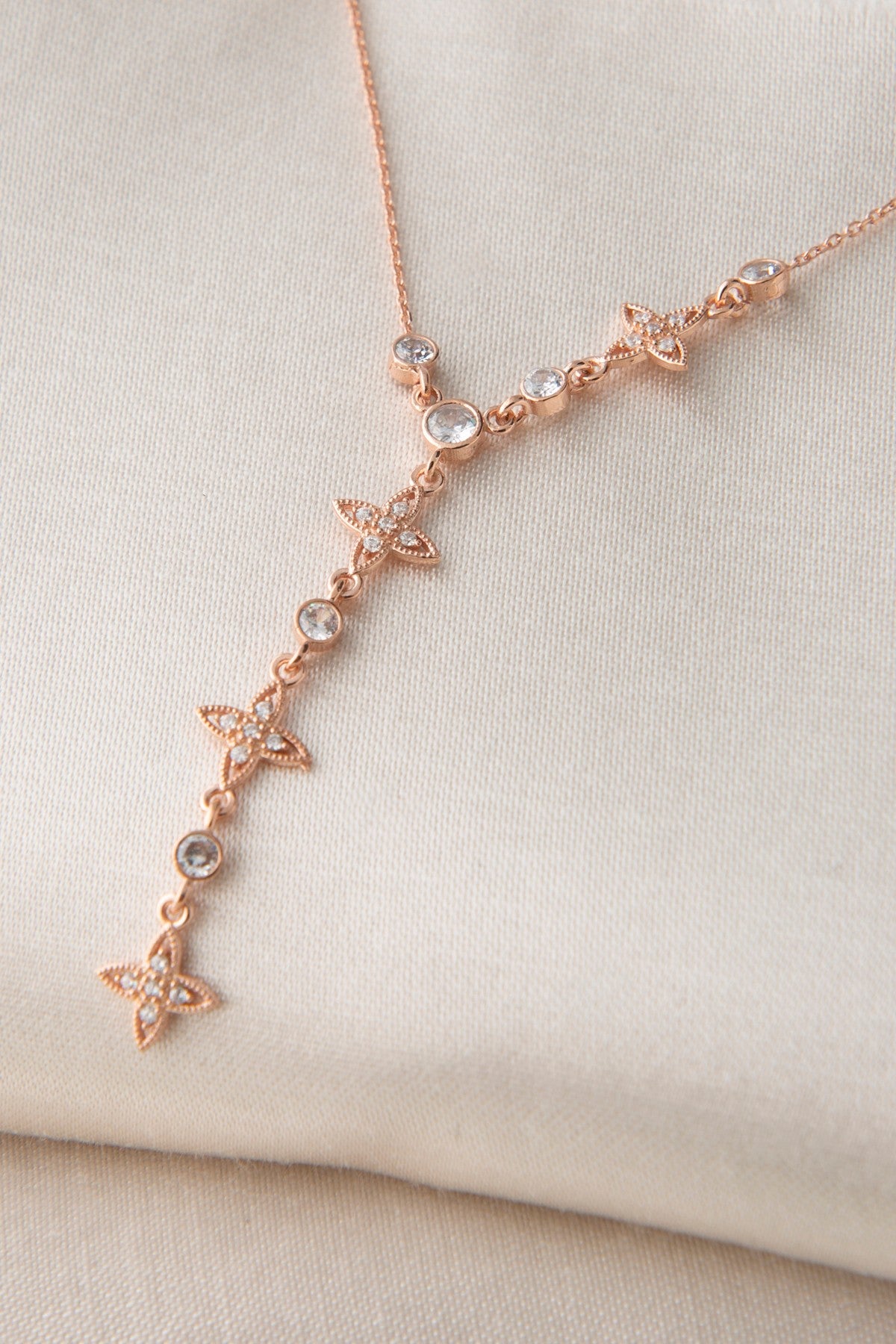 7796e5b92a6f36e35a2407c29e0003f5