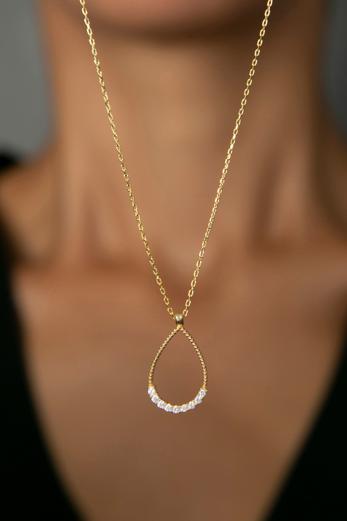 4340851f396938af235b2dd473bfe9cf