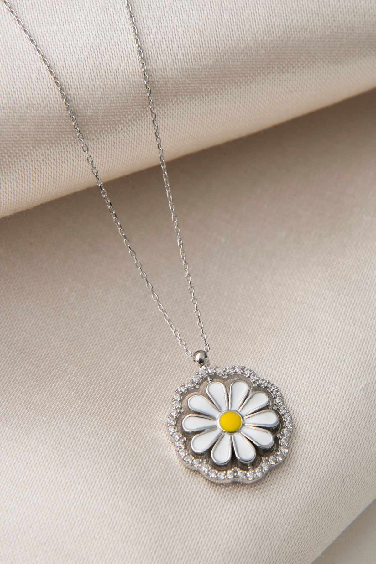 e3d7a4b585f6595781416d3e261913e8