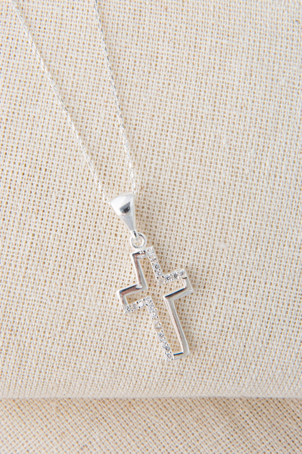 64b30286e5a19e249fcdd7d09abe5f5b