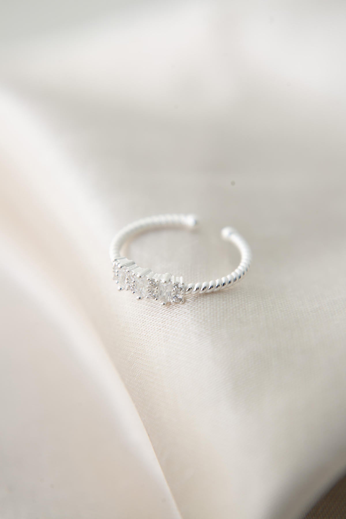 3a63e19d541af1c33add01c8e455a04c