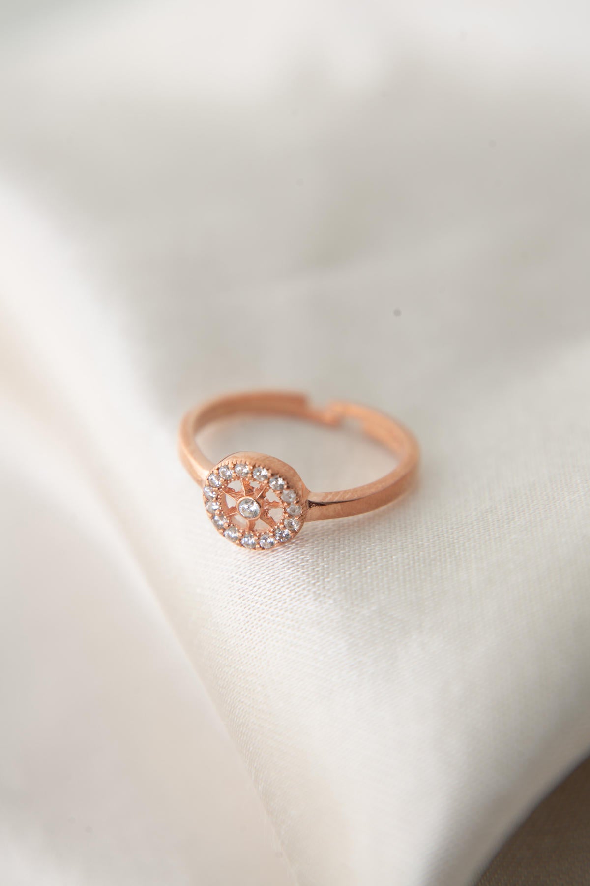 b5477a5690352fd288e07a85393b1ff5