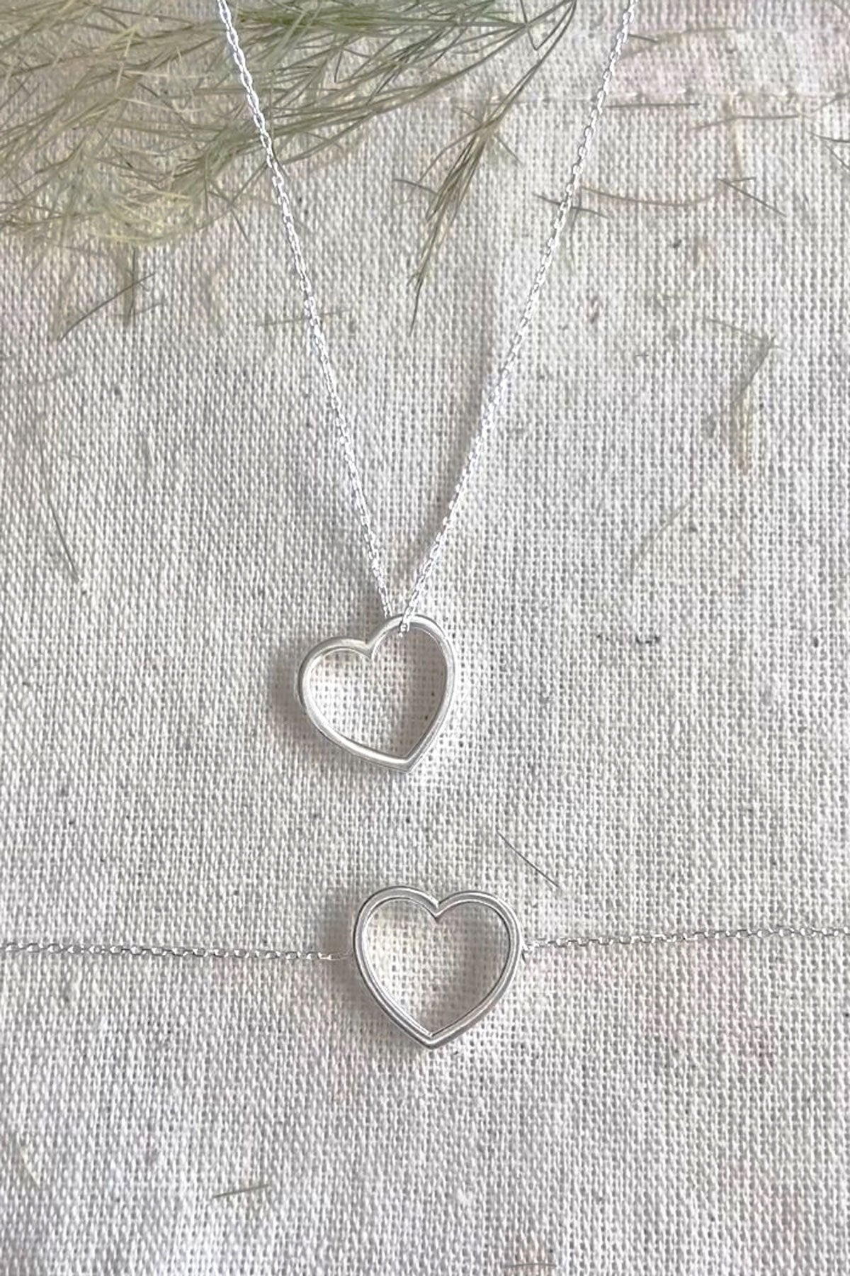 d77fe94ec24b97458b3e8594a93dadde