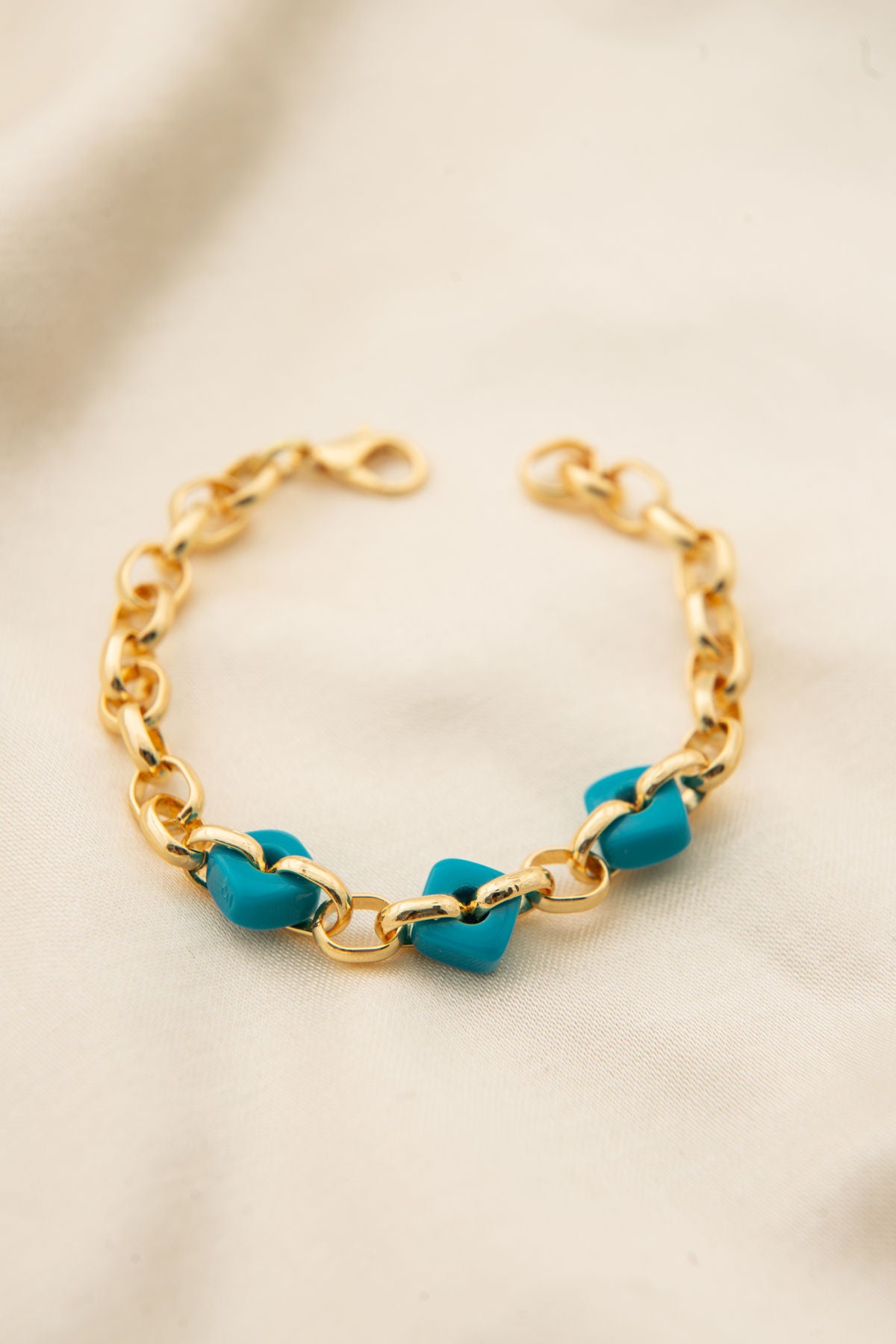 863e32968f723df8e9c72f09dedcb80b