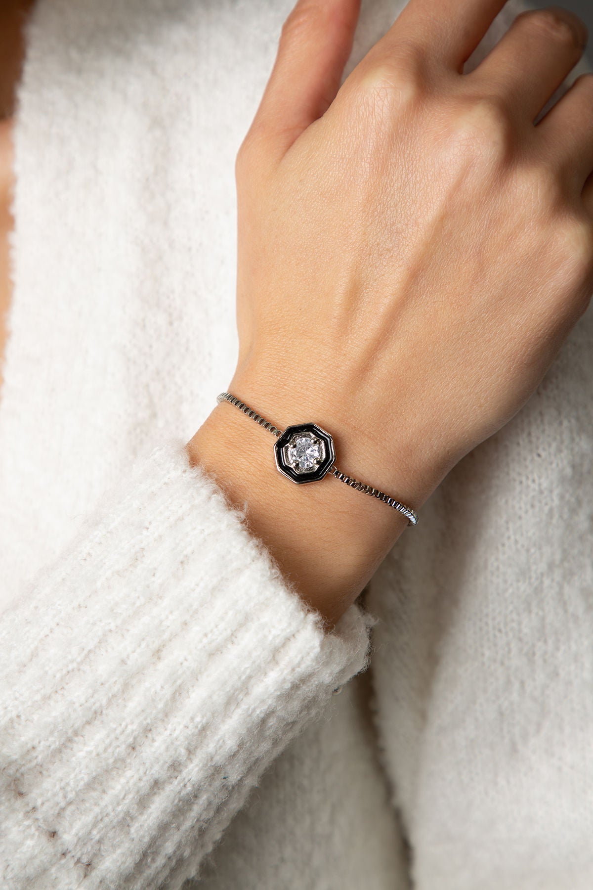 e9f416974505aa7c82c7833a9403be9d