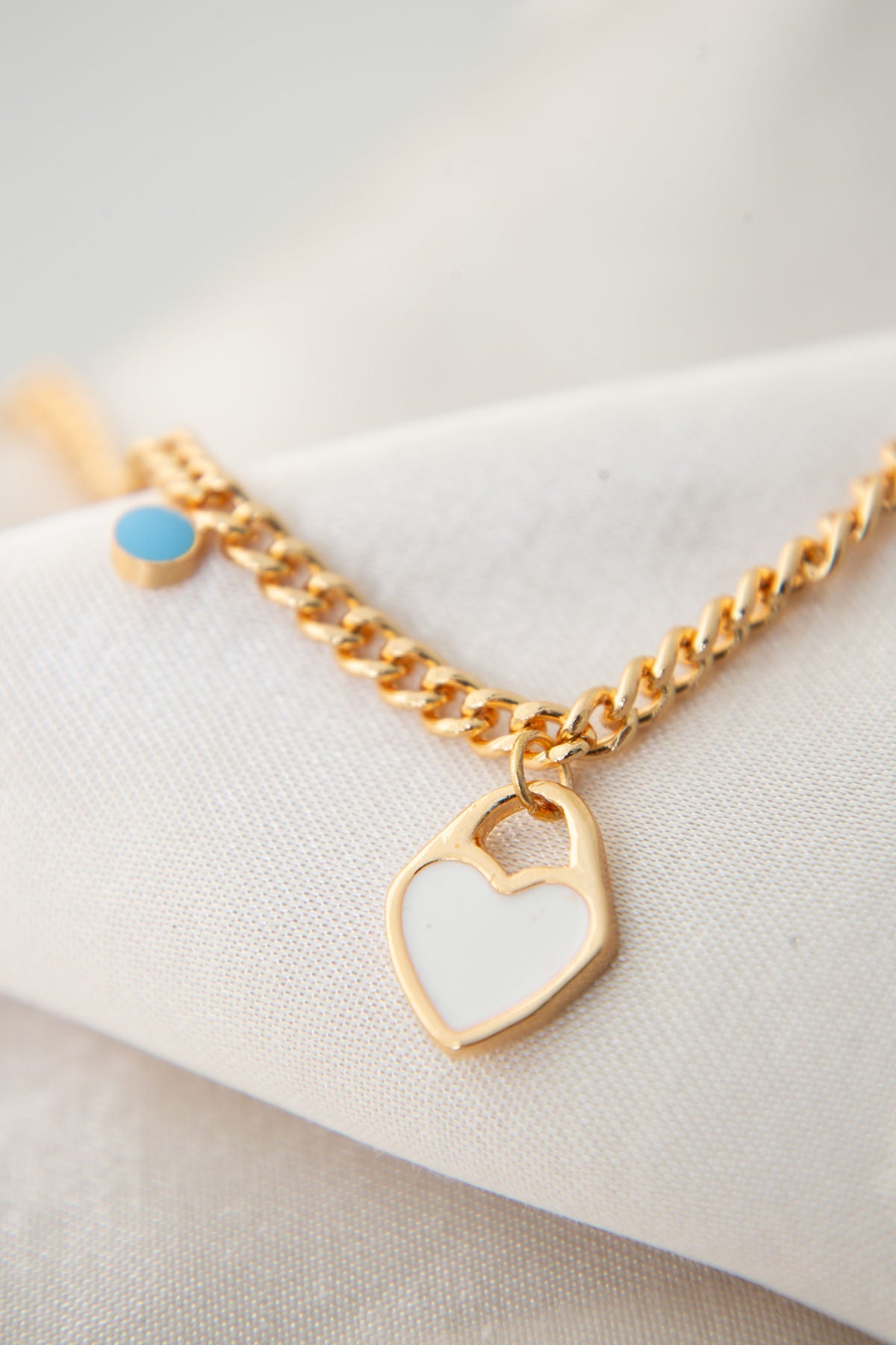 c7fe4d22eb08cb206e558c9baad6cb23