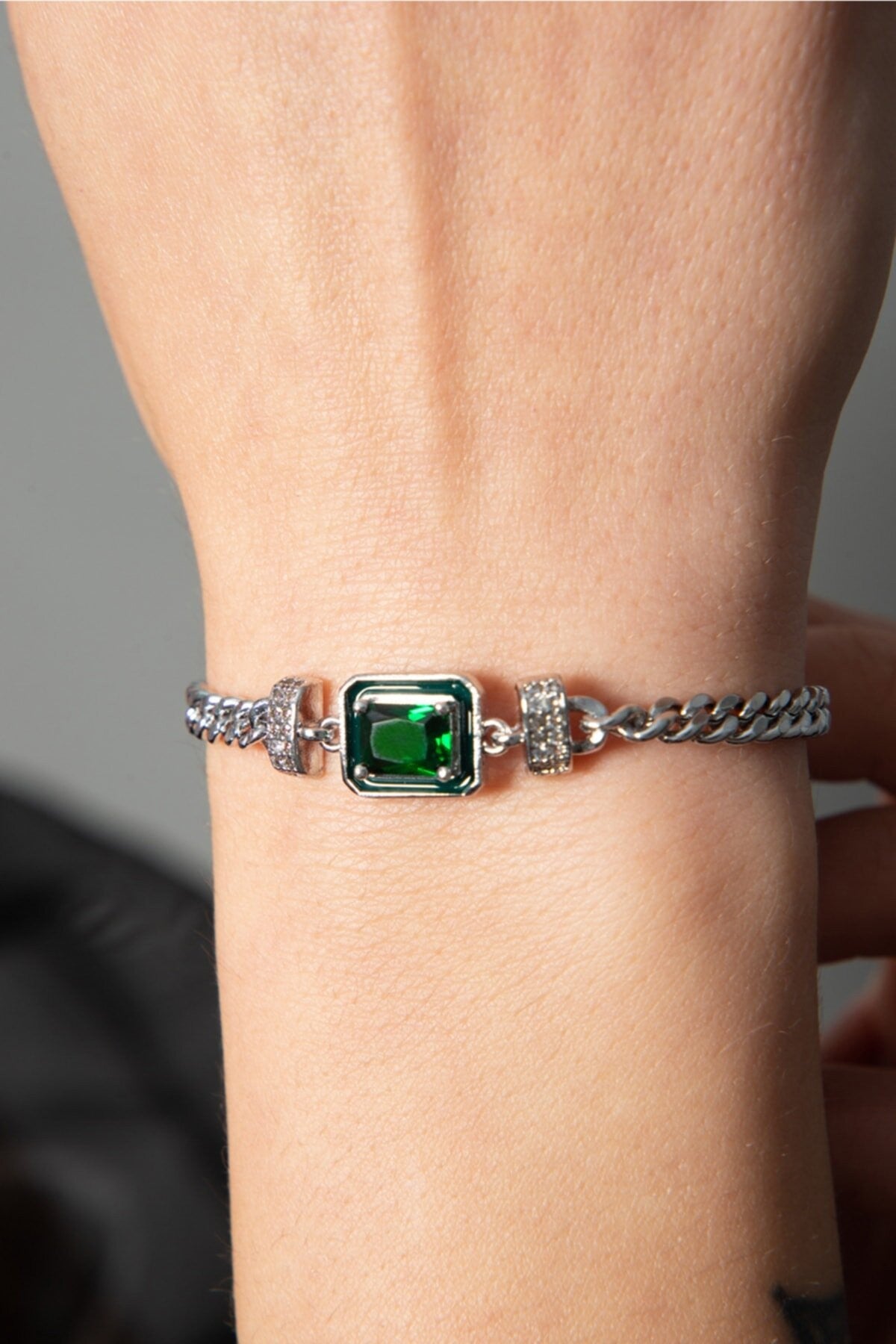 737d84d3a82e628a027e08fdda94ef2e