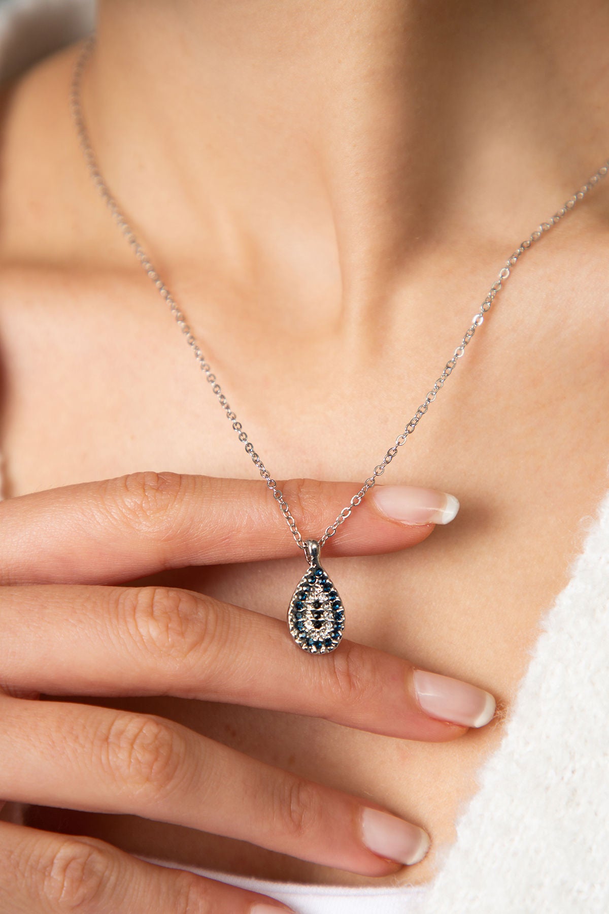 7421b884509b6027099ece9fc79b8d32