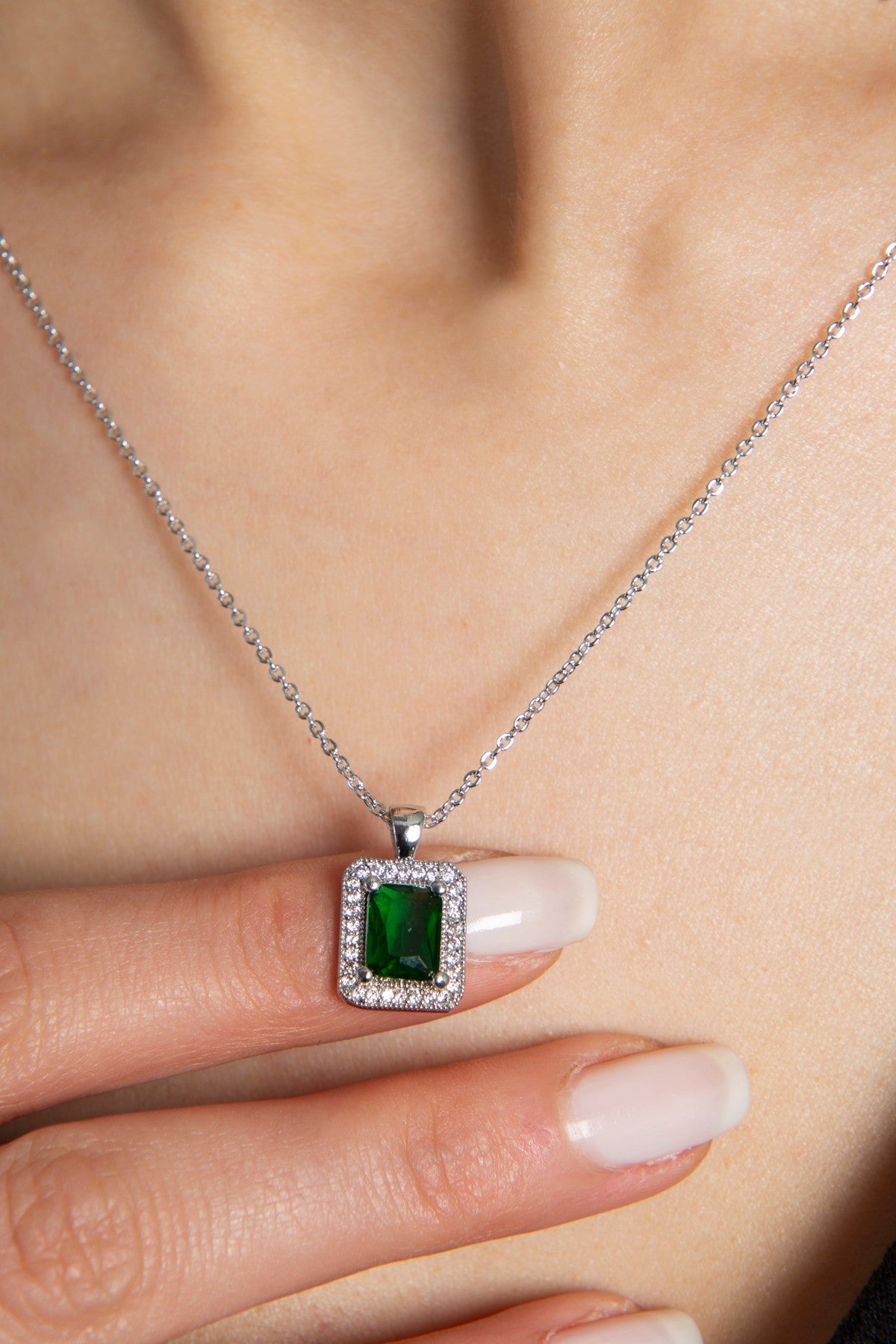 e803609f9d01b33bde426d85646f886b