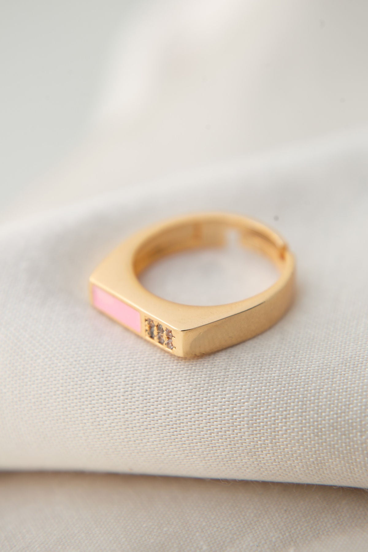 a643de089c33e394624768f4cabebf41