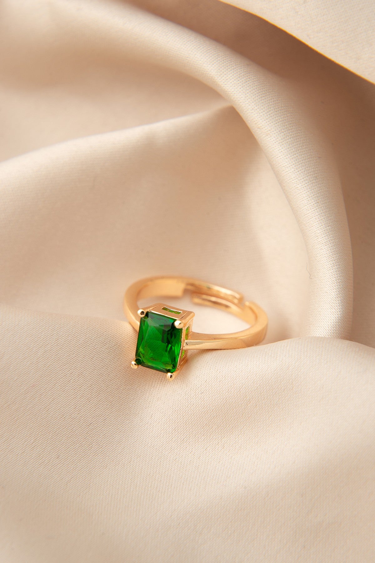 270daed18e1ae6d02d507ee8a9b014e8