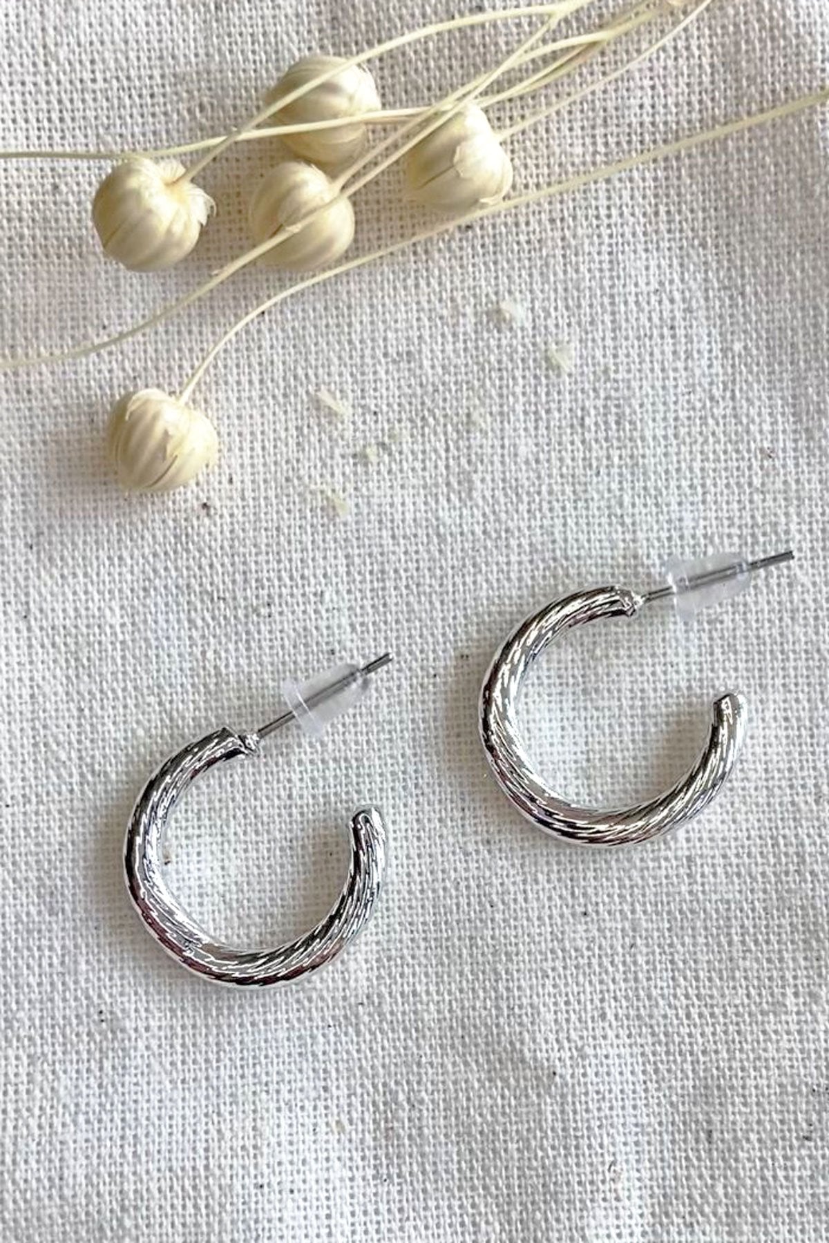 72fd6e93b2ad404a1746e32d0751abce