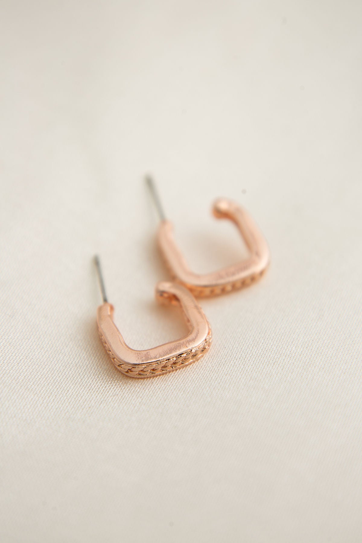 4ee9f32df888ef98ad1f5e2bce2f5e92