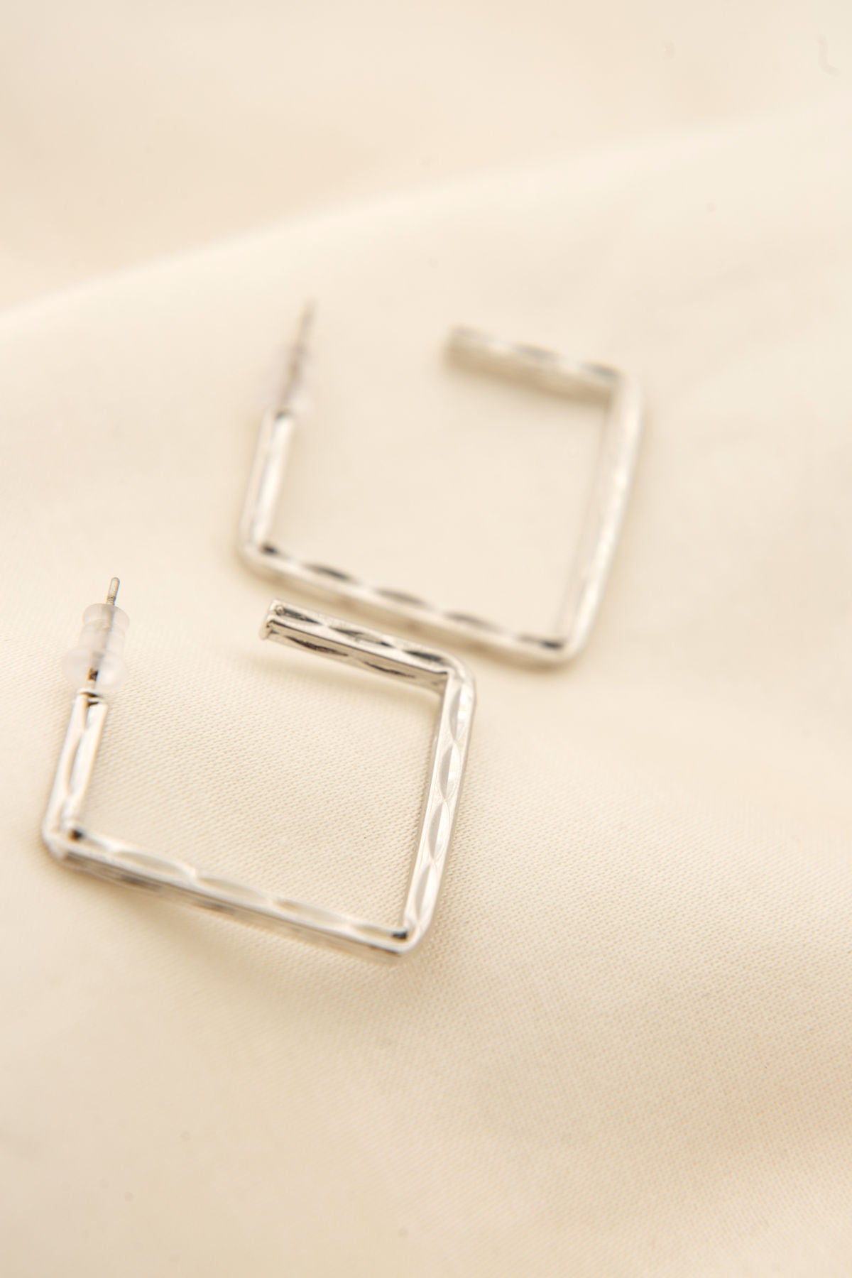 7291ea9bddb7c81a777527faf8294821