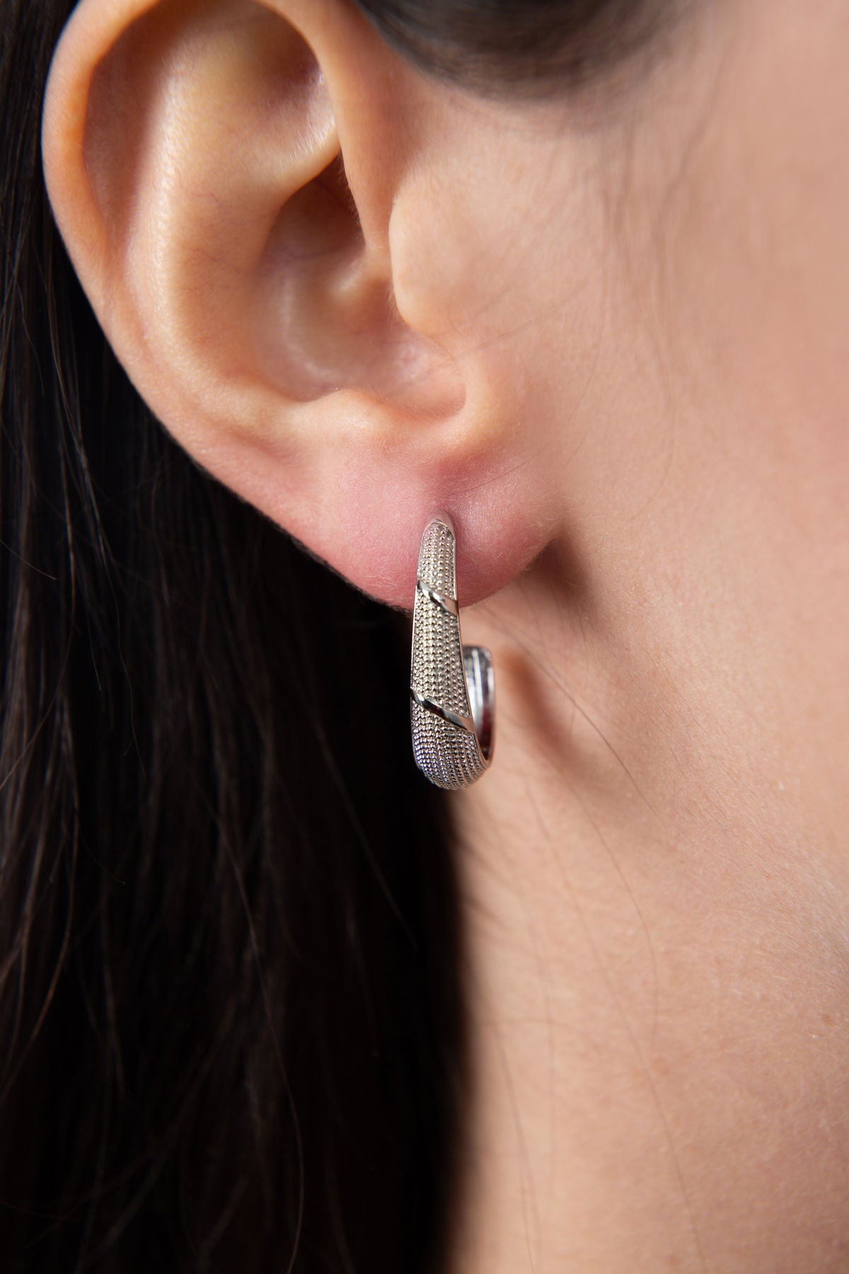 a9f865121a90aee09664b81950a25a4a