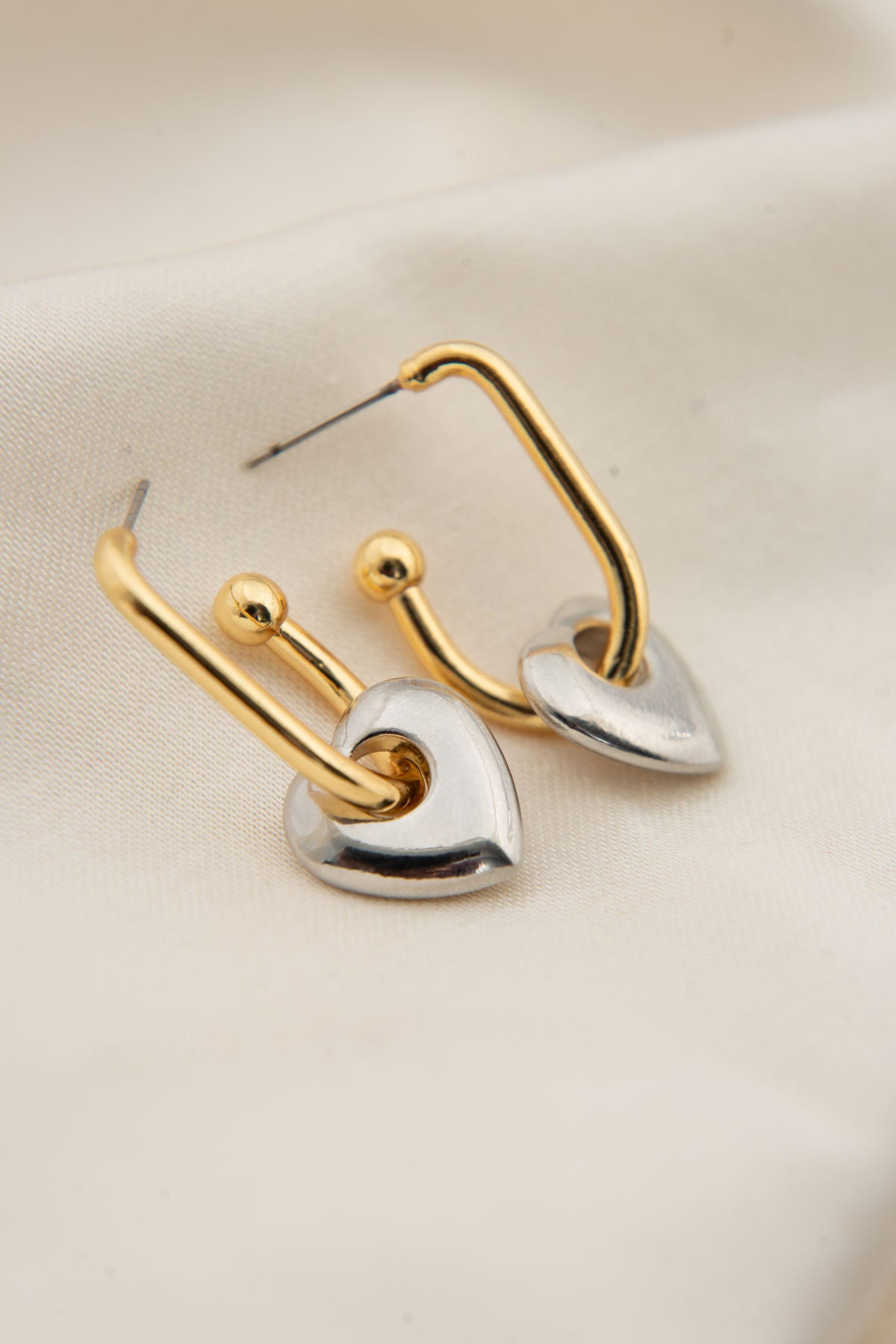 541a0b3f27091758d81a1d8058a09197