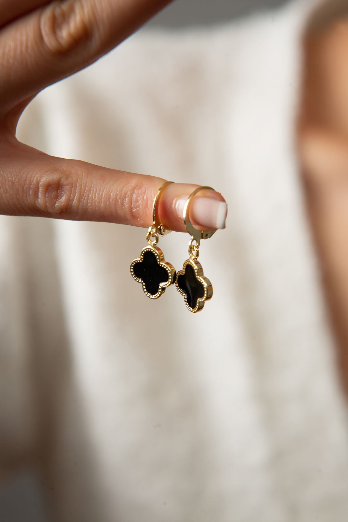 ef80cb76dd48e9a0aa977f0fa7ca808c