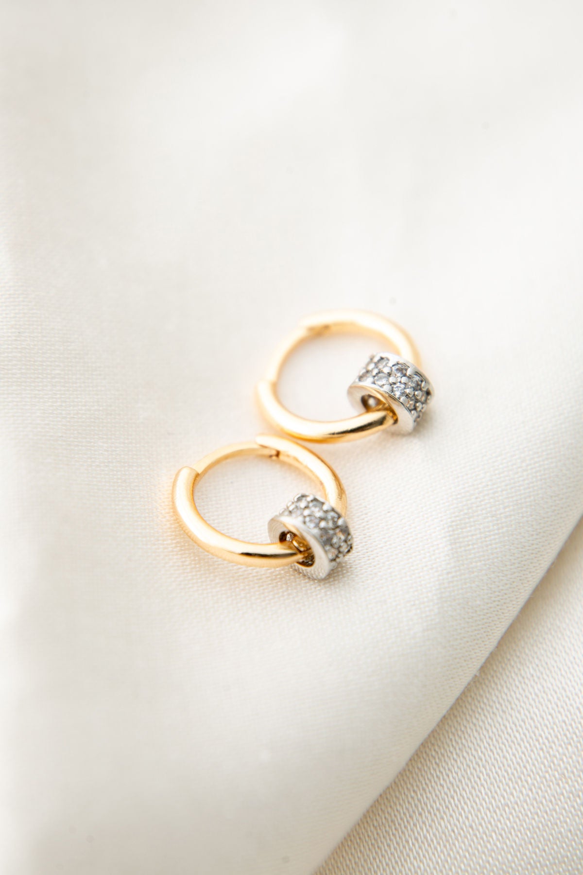 5e4b6ef01d0adac1ad4a3029d3d78cbb