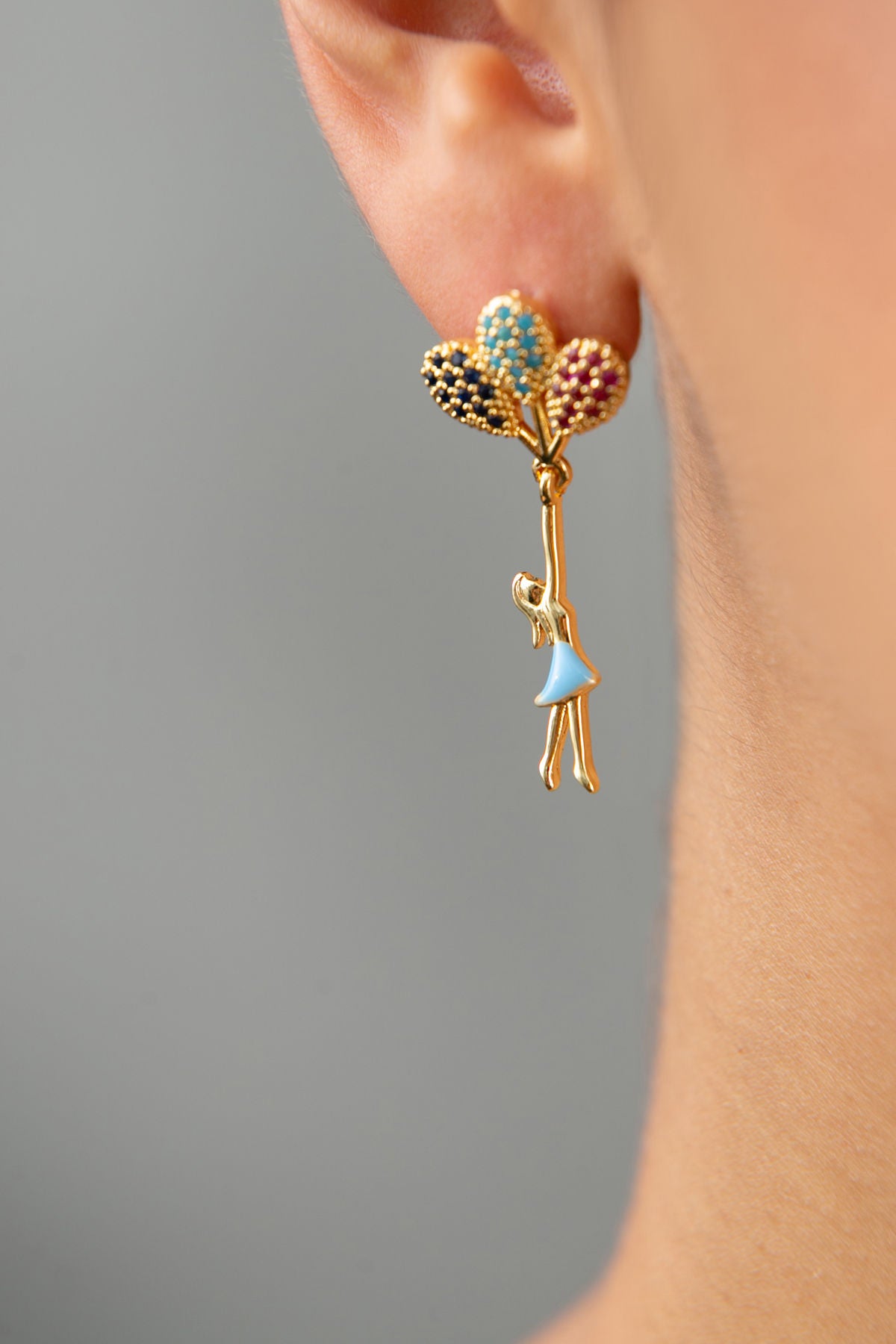 dc81acc15daca347eb0a0037a76e5859