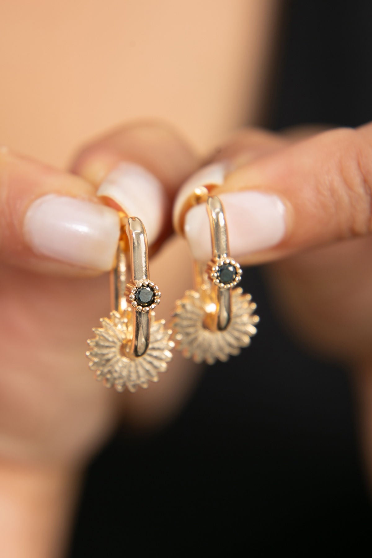 a3f2c2b246d87140f8c3e873d954964e