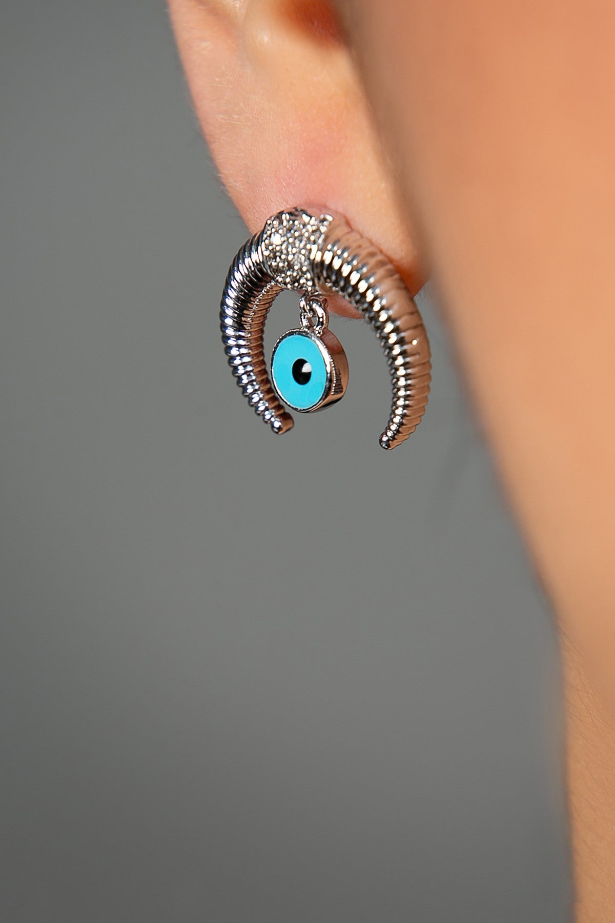 3f9538049d4f9c18cb69e88403e62350